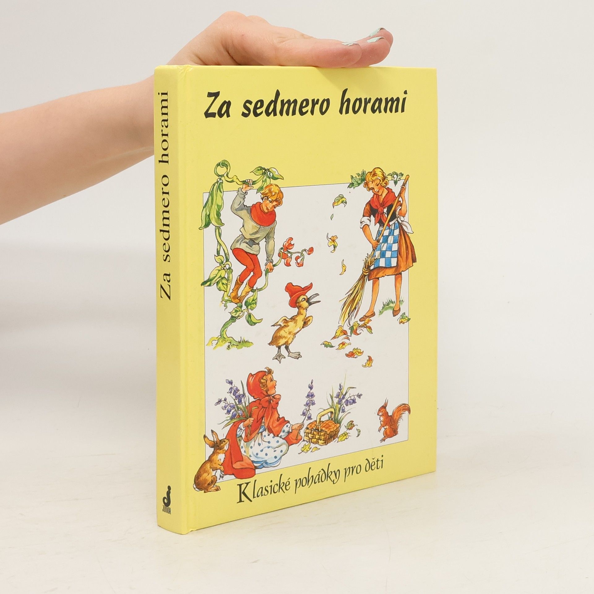Jane Carruth Za sedmero horami - Klasické pohádky pro děti