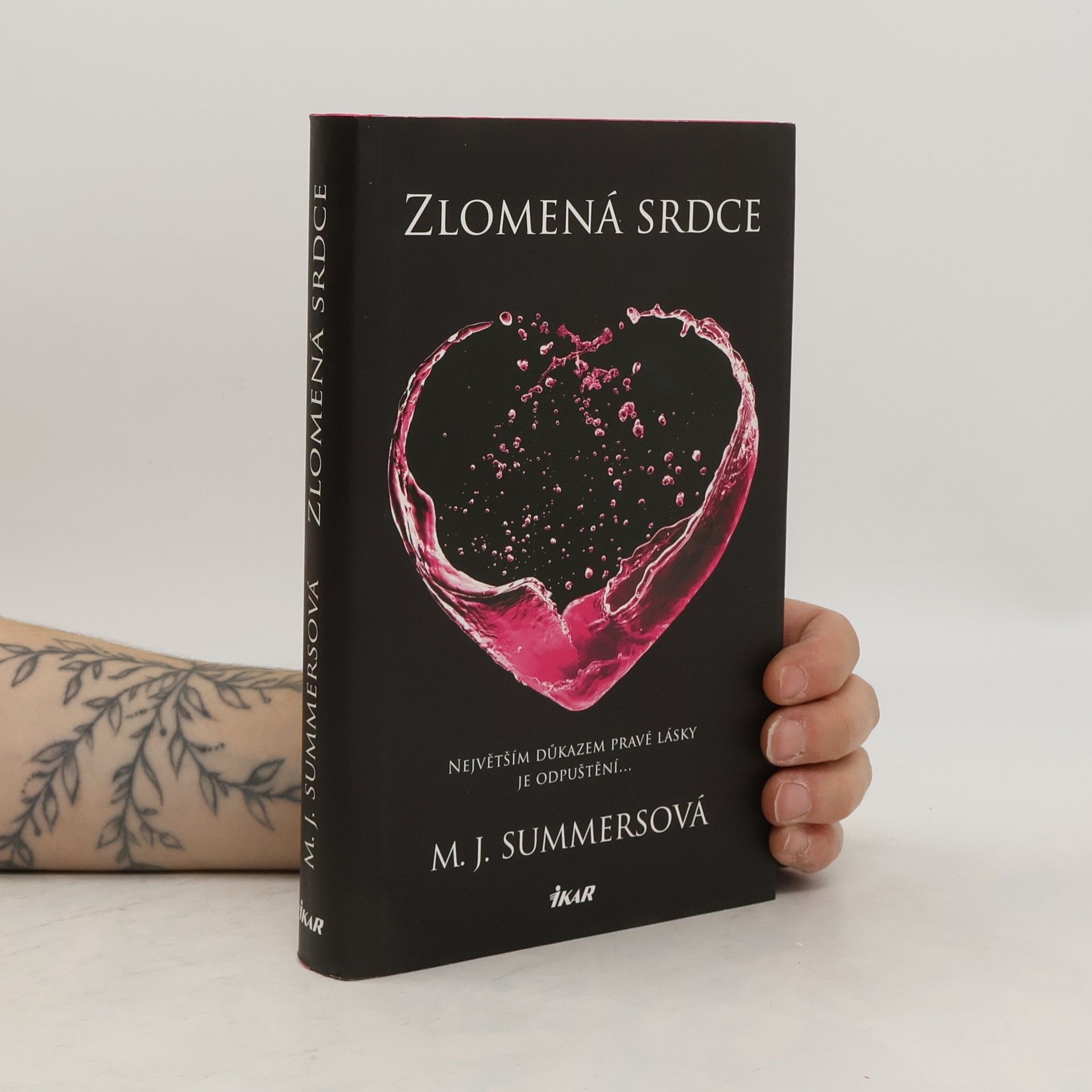 M. J. Summers Zlomená srdce
