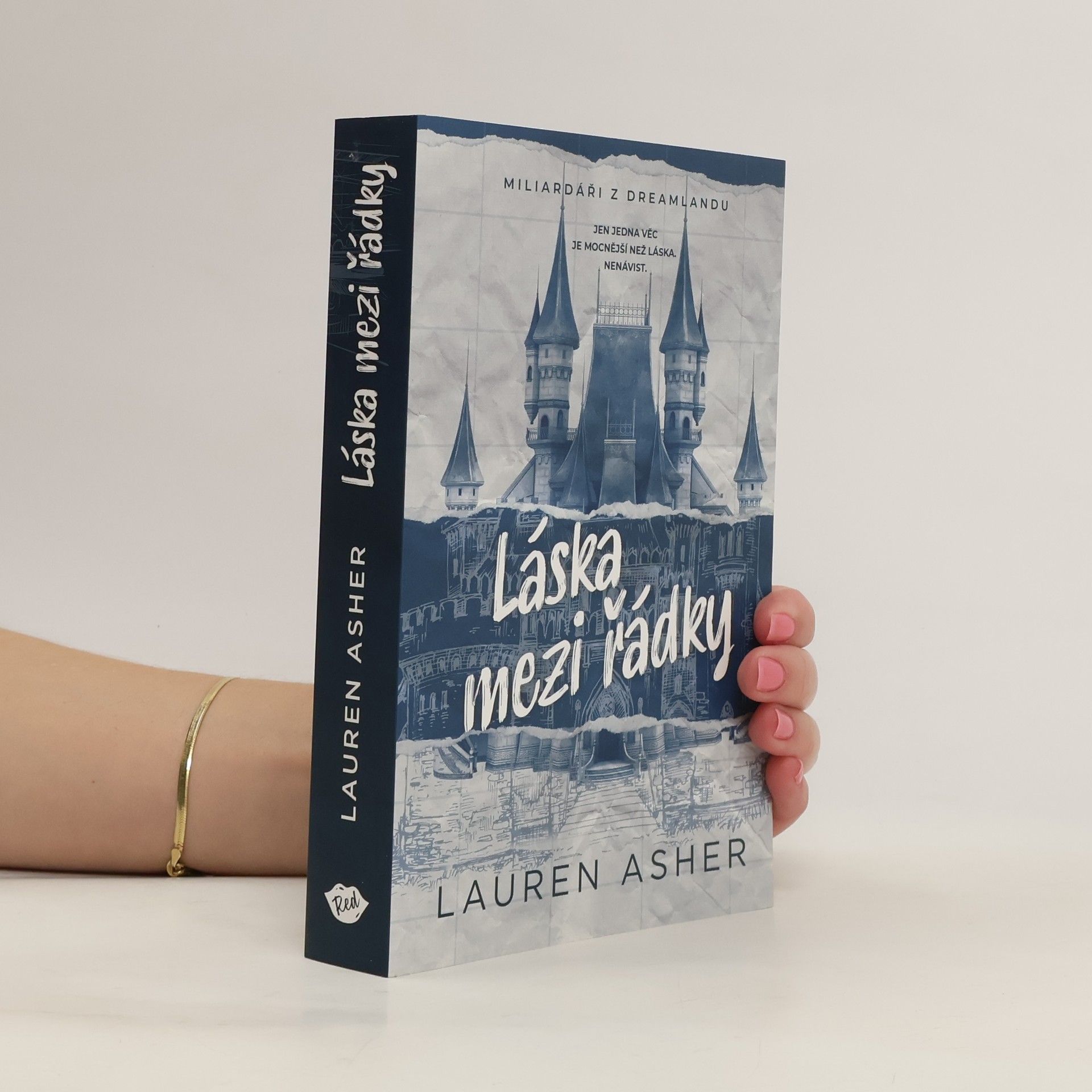 Lauren Asher Láska mezi řádky