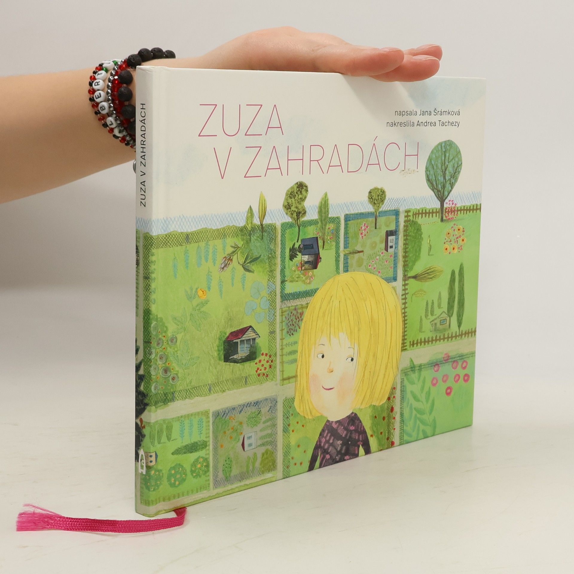 Jana Šrámková Zuza v zahradách