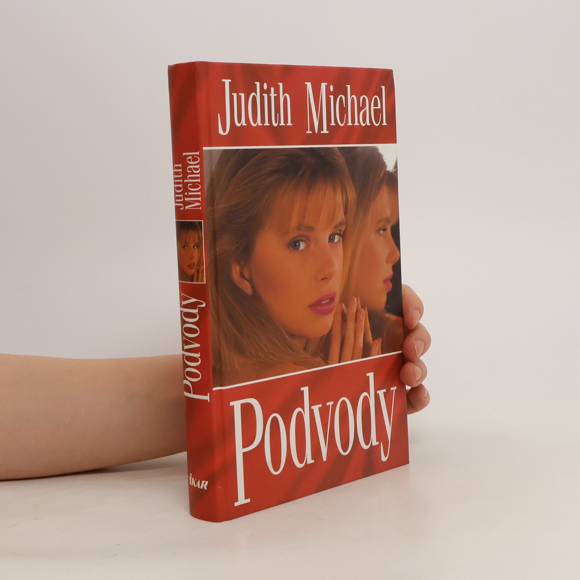 Judith Michael Podvody