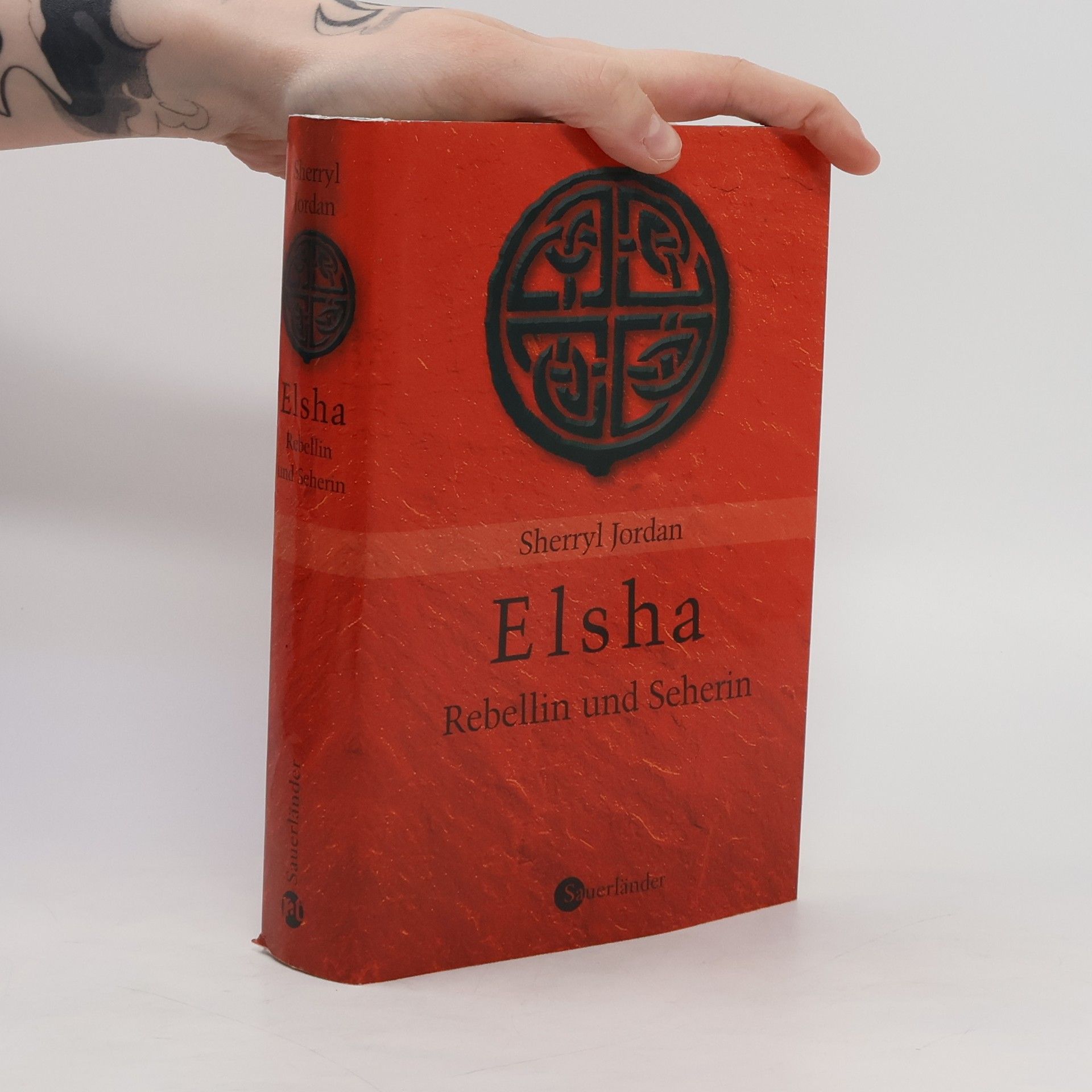 Sherryl Jordan Elsha, Rebellin und Seherin