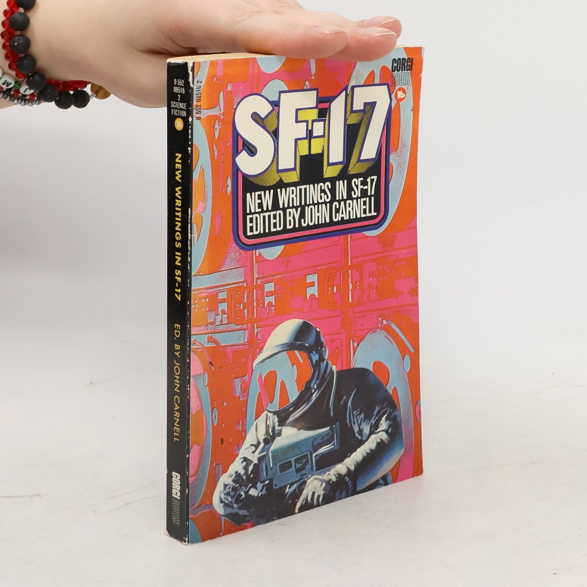 John Carnell New Writings in SF 17