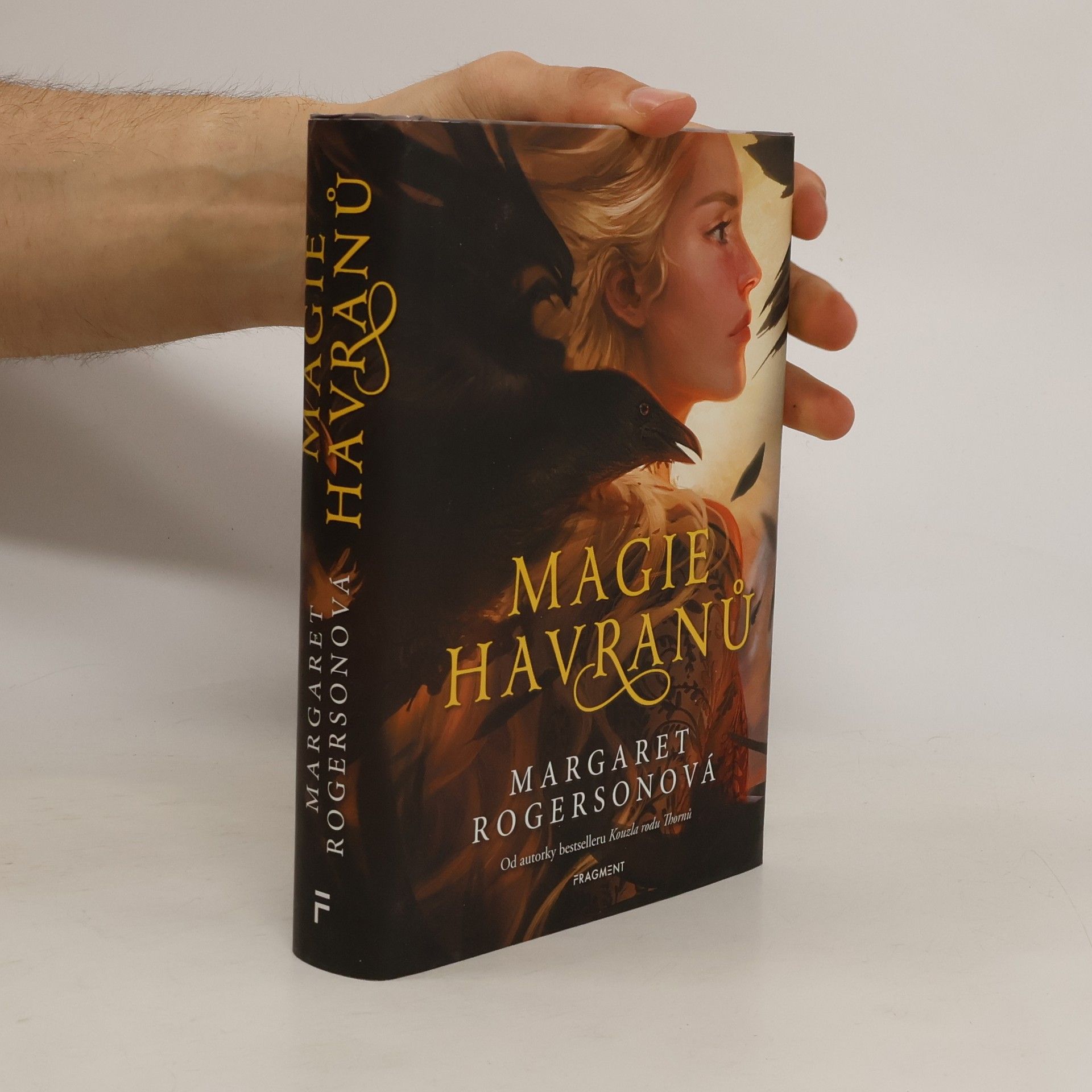 Margaret Rogerson Magie havranů