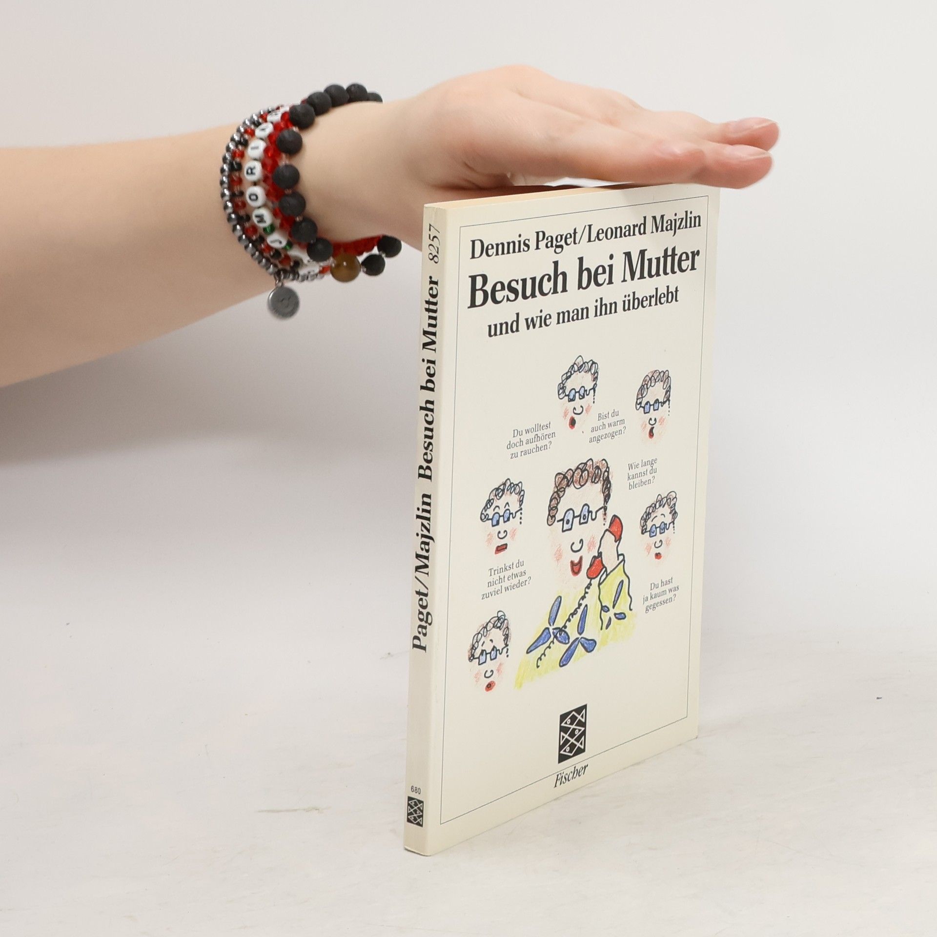 Dennis Paget Besuch bei Mutter und wie man ihn überlebt