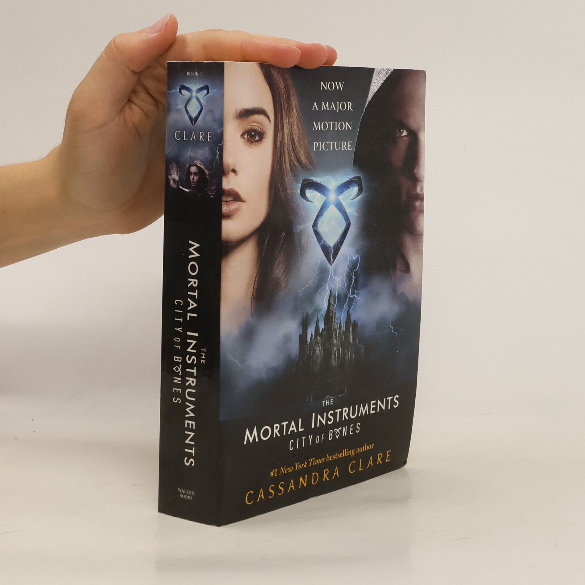Cassandra Clare The mortal instruments (book 1) : City of bones