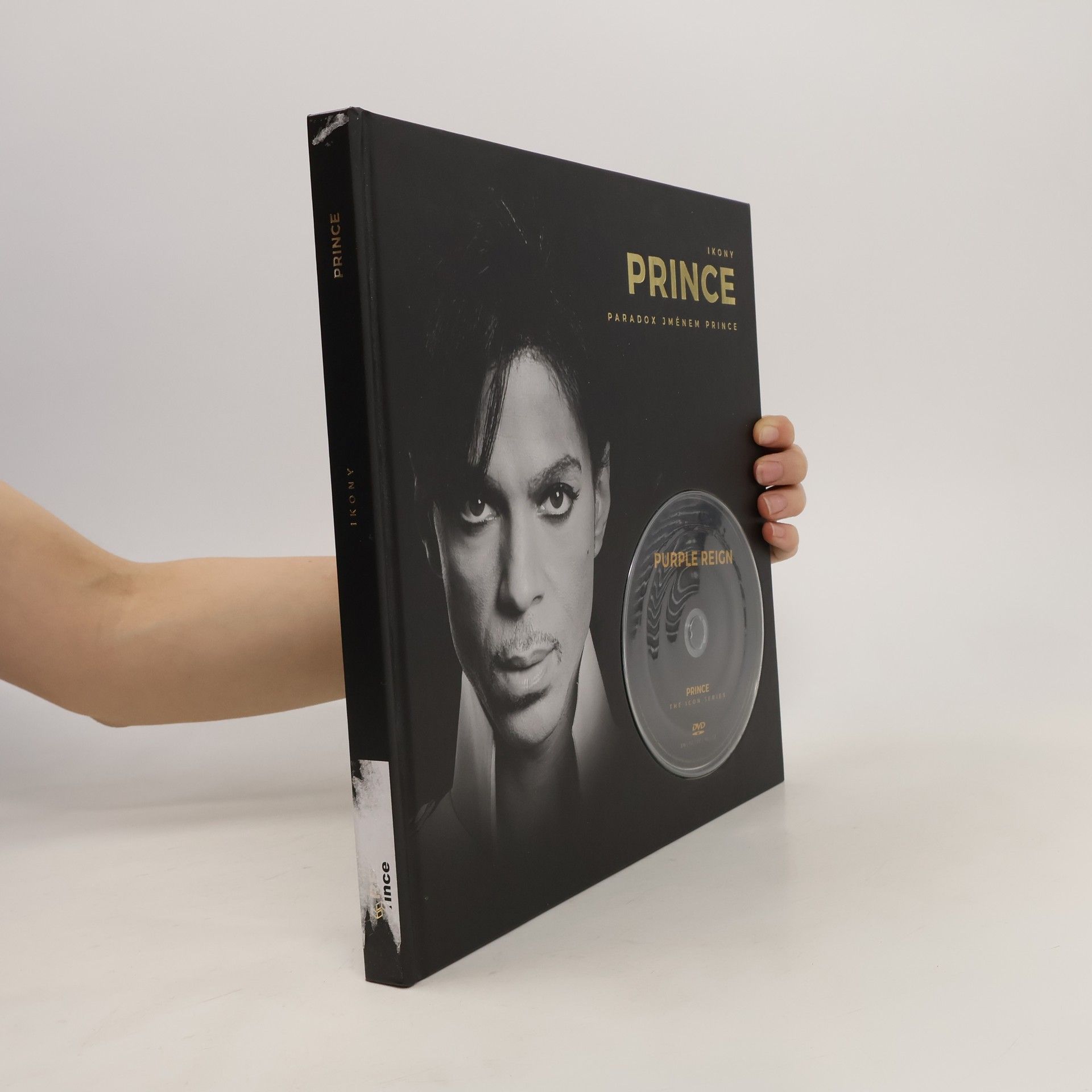 Glenda Nevill Prince: paradox jménem Prince