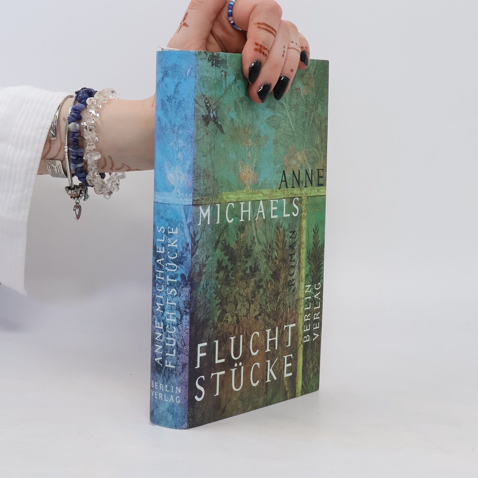 Anne Michaels Flucht Stücke