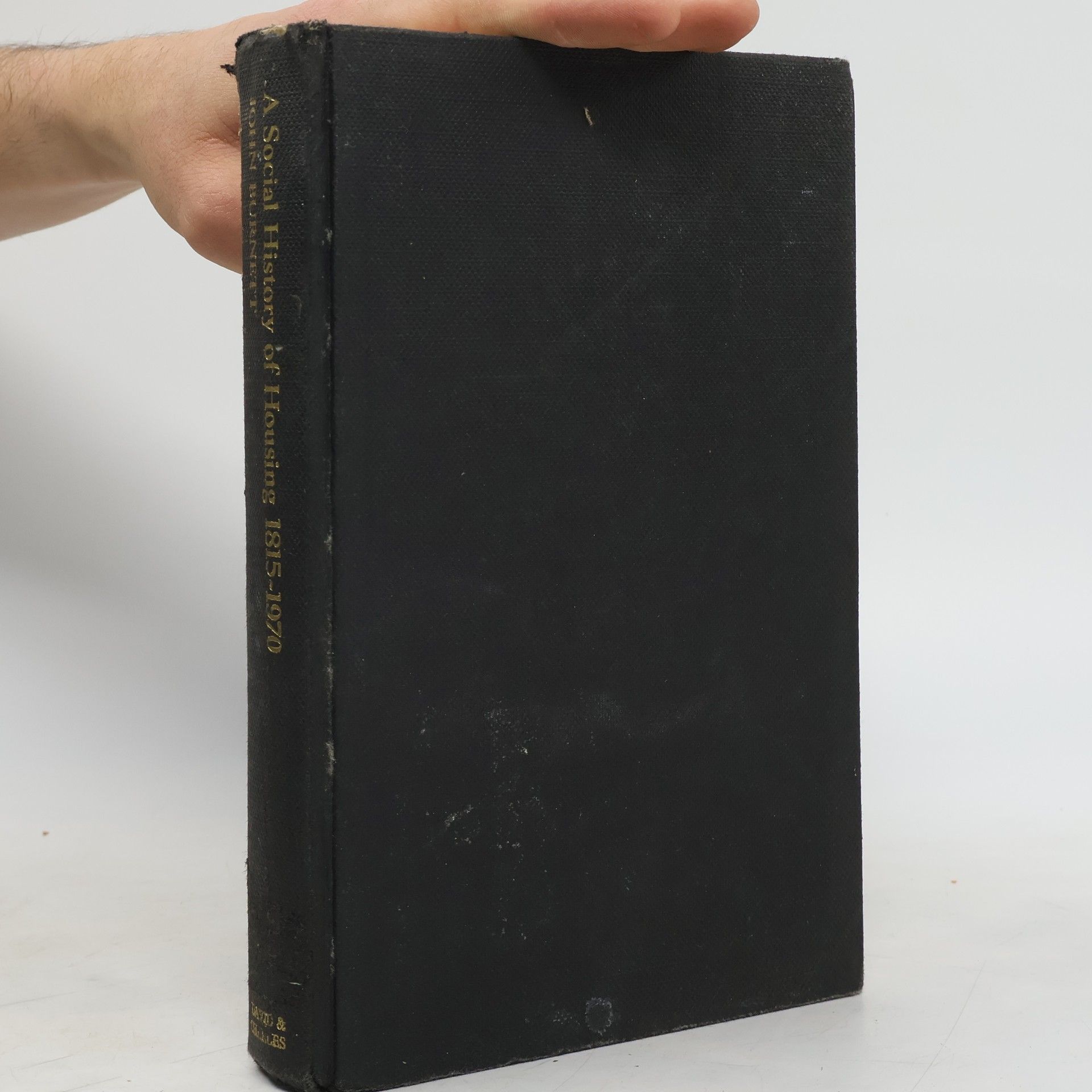 John S. Burnett A Social History of Housing 1815-1970