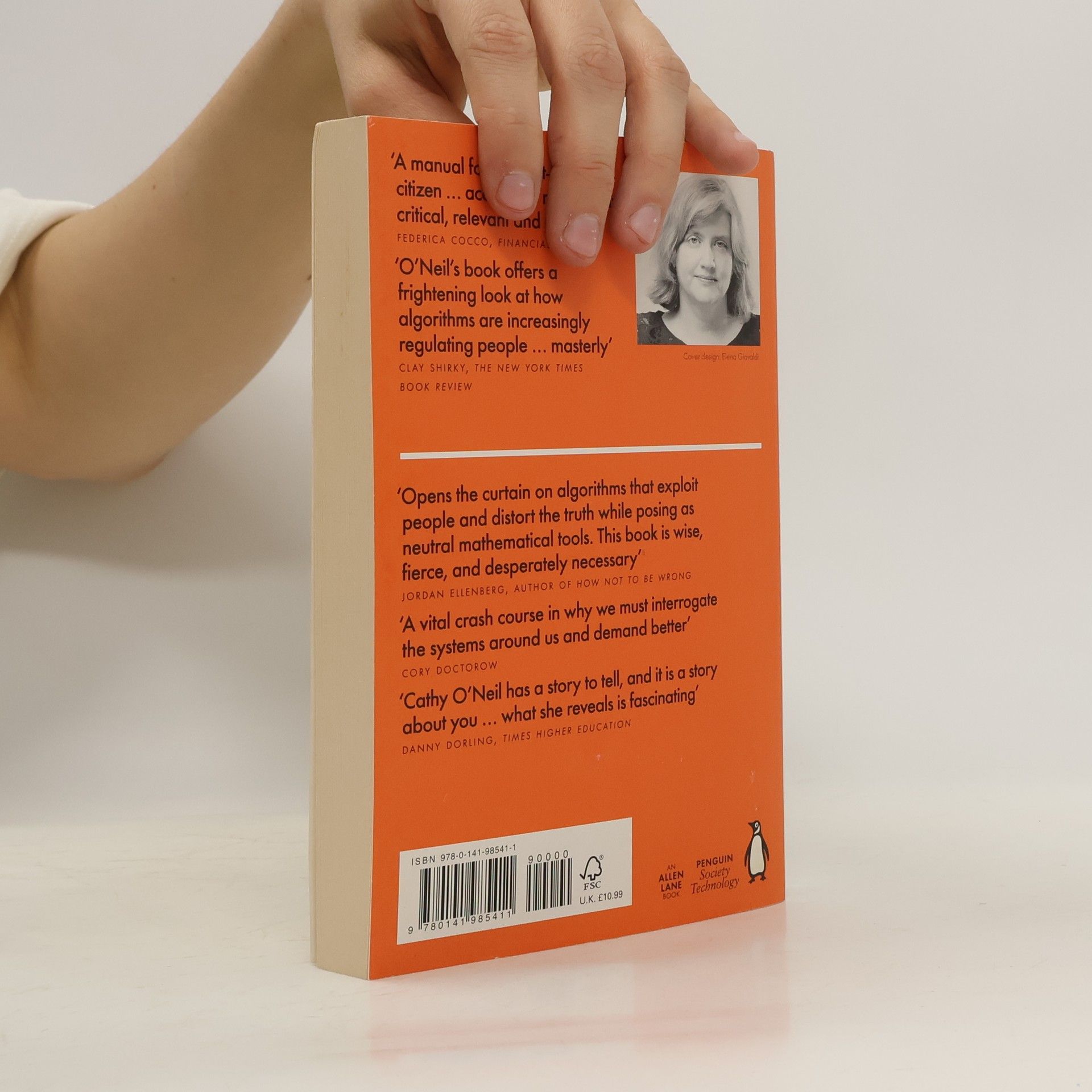Cathy O. Neil Weapons of Math Destruction
