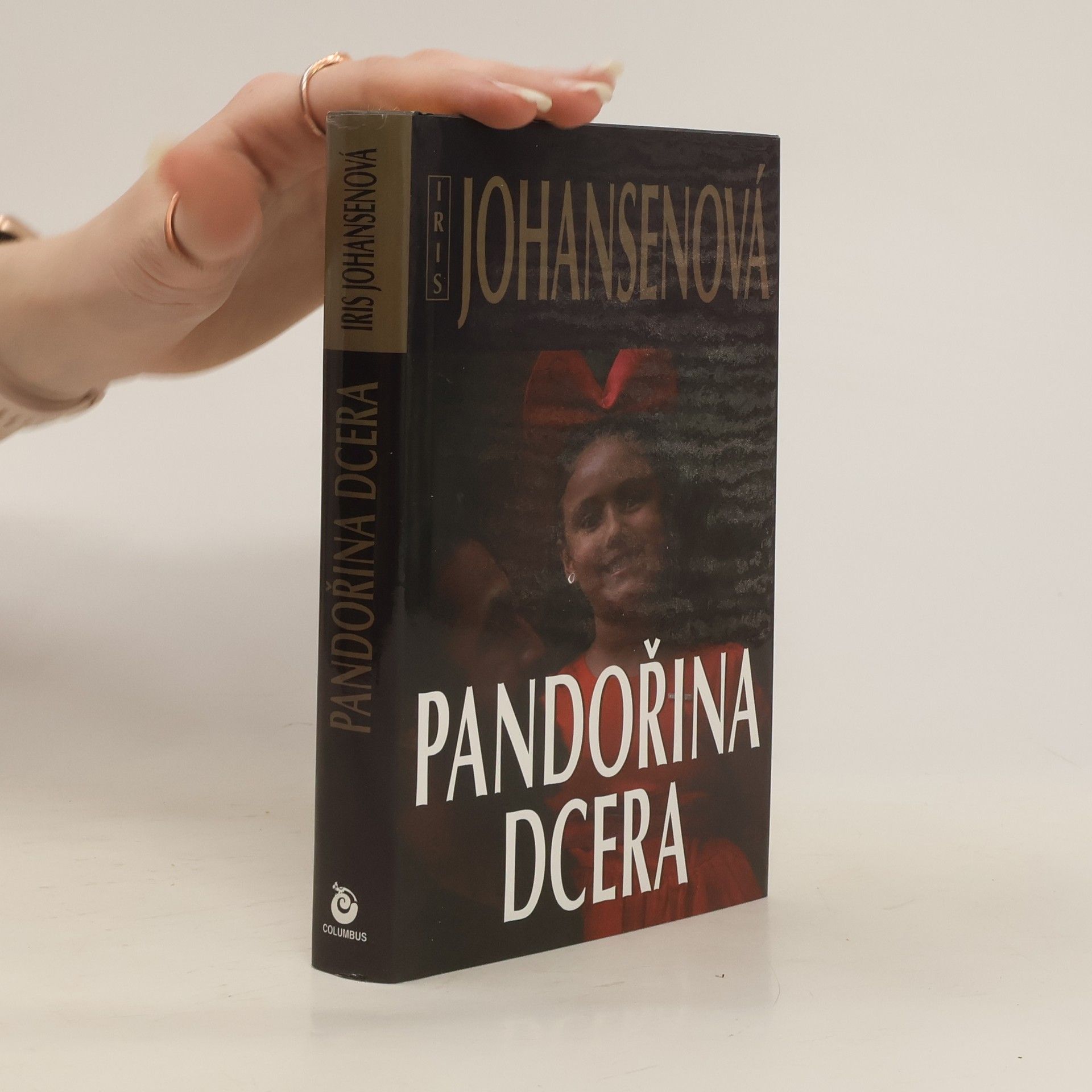 Iris Johansen Pandořina dcera