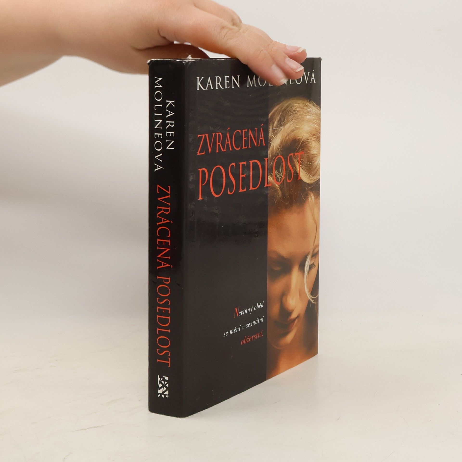 Karen Moline Zvrácená posedlost