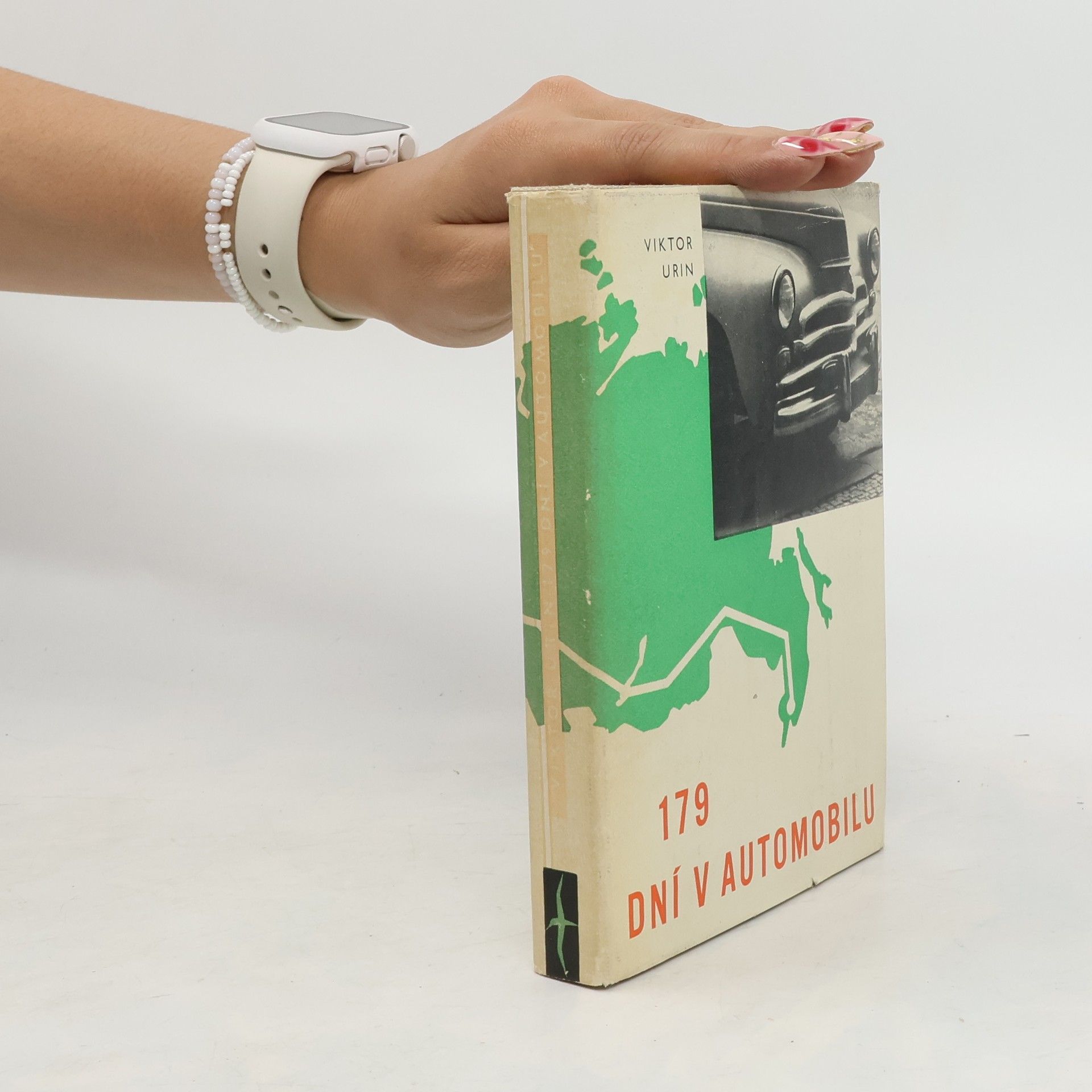 Viktor Urin 179 dní v automobilu