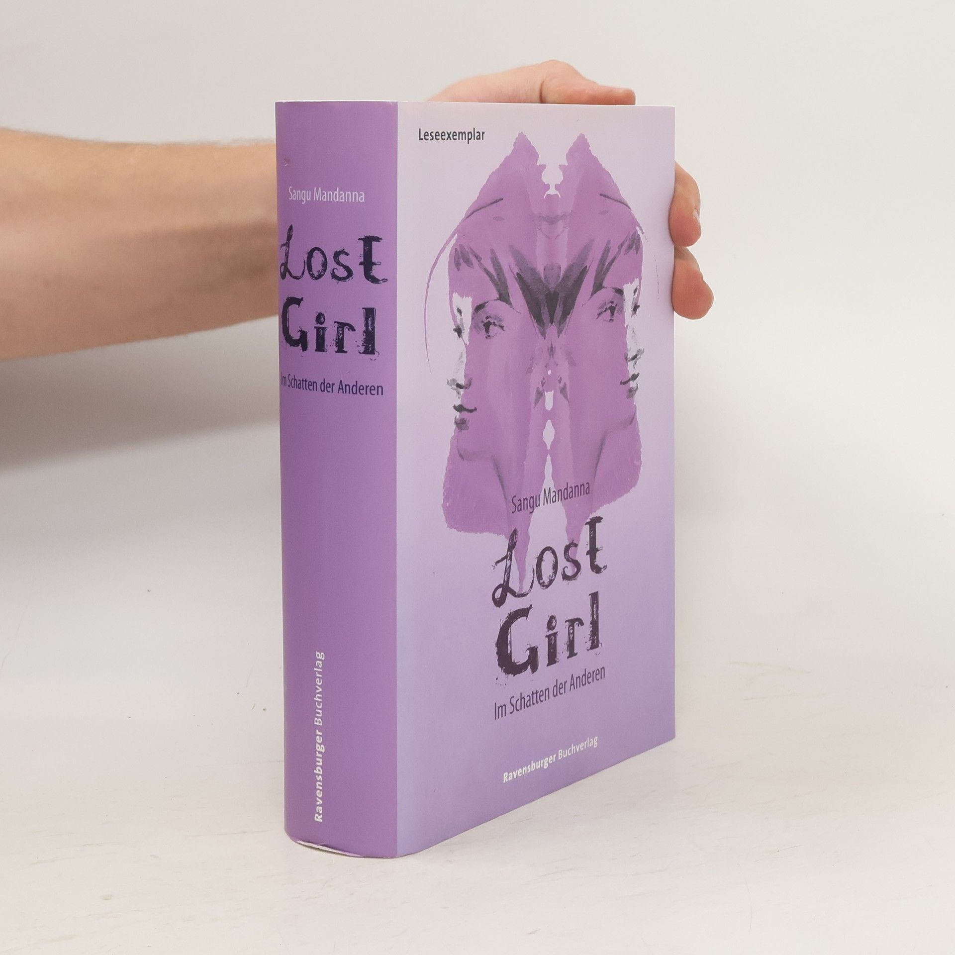 Sangu Mandanna Lost Girl: Im Schatten der Anderen