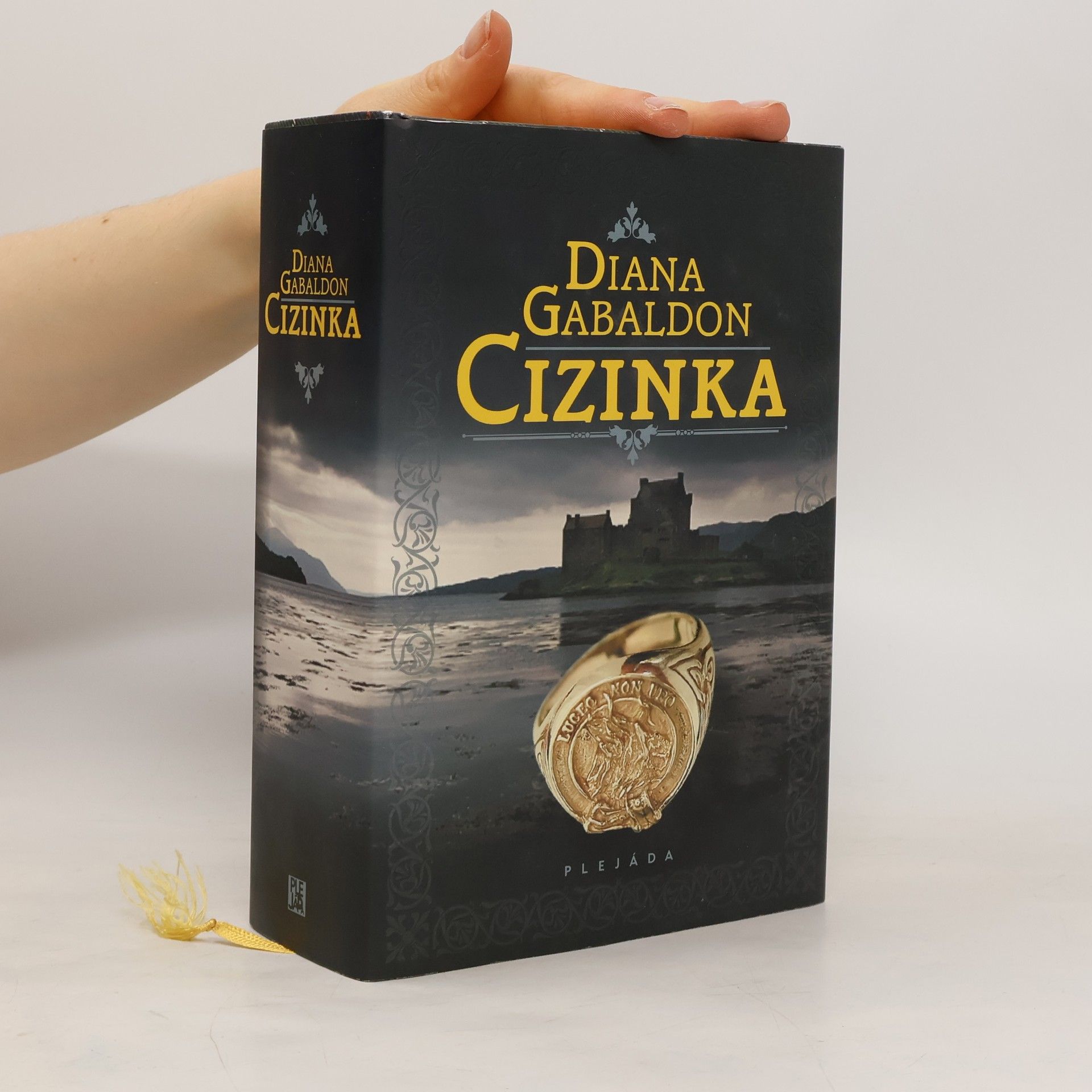 Diana Gabaldon Cizinka