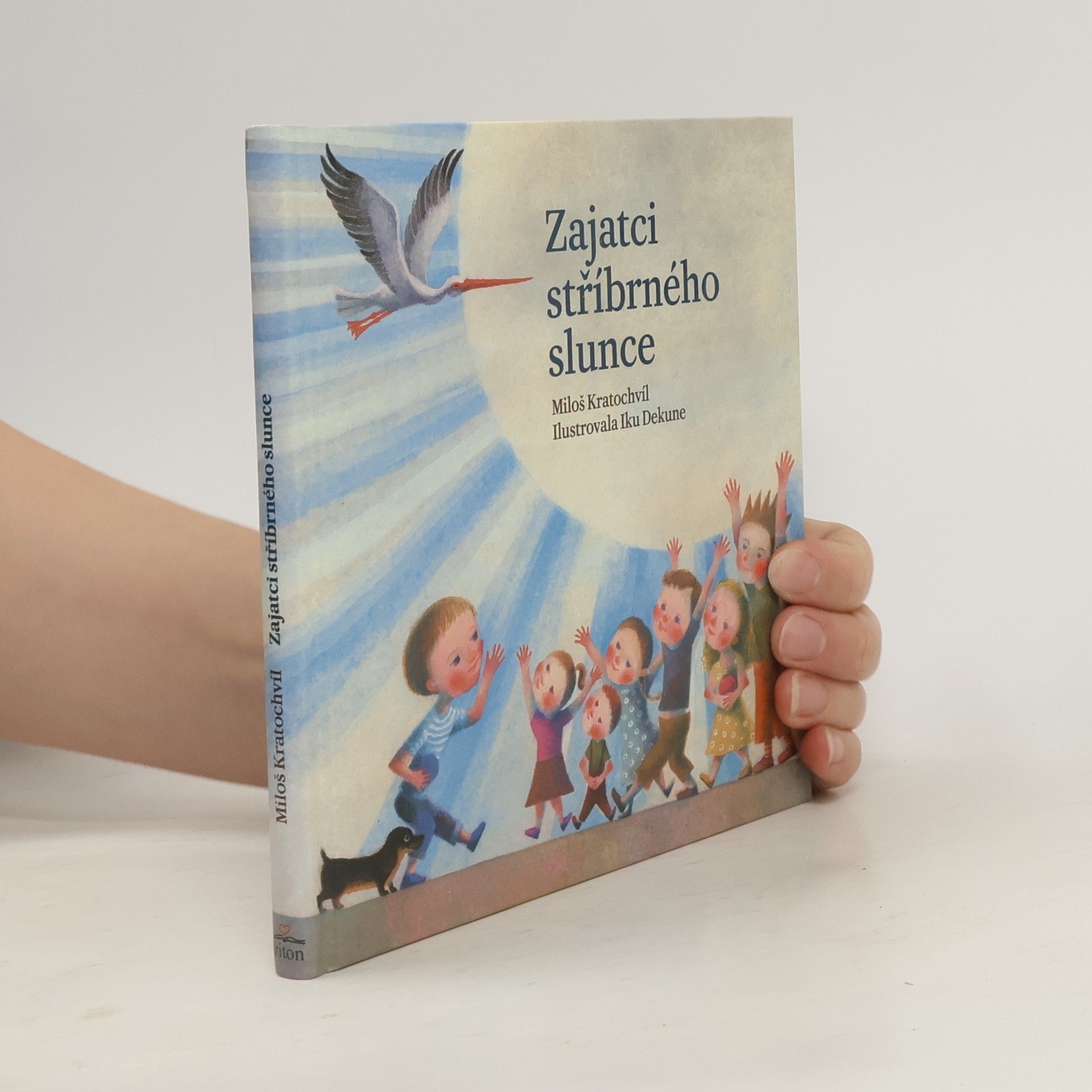 Miloš V. Kratochvíl Zajatci stříbrného slunce