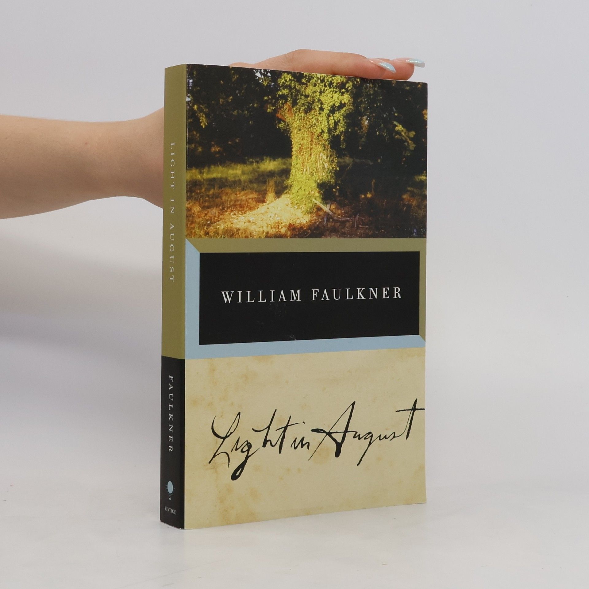 William Faulkner Light in August