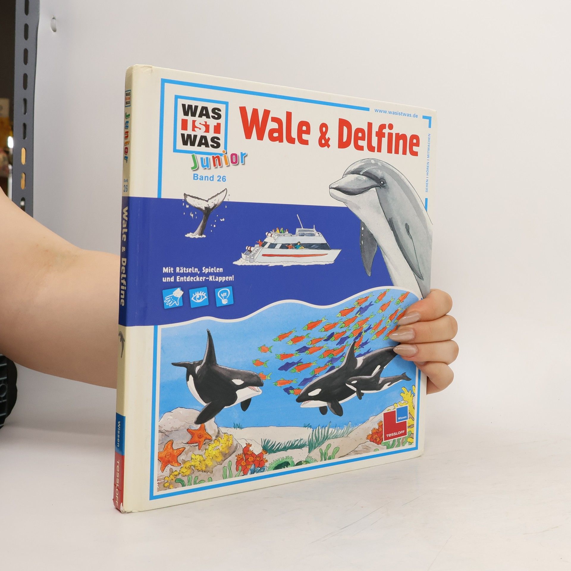 Katja Rau Wale & Delfine