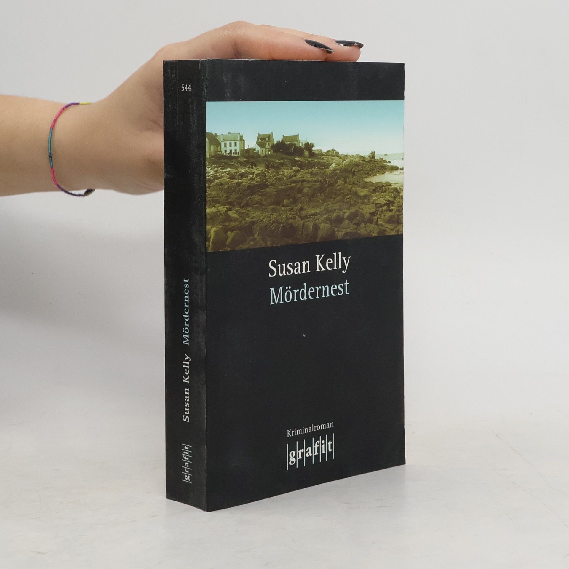 Susan Kelly Mördernest. Kriminalroman