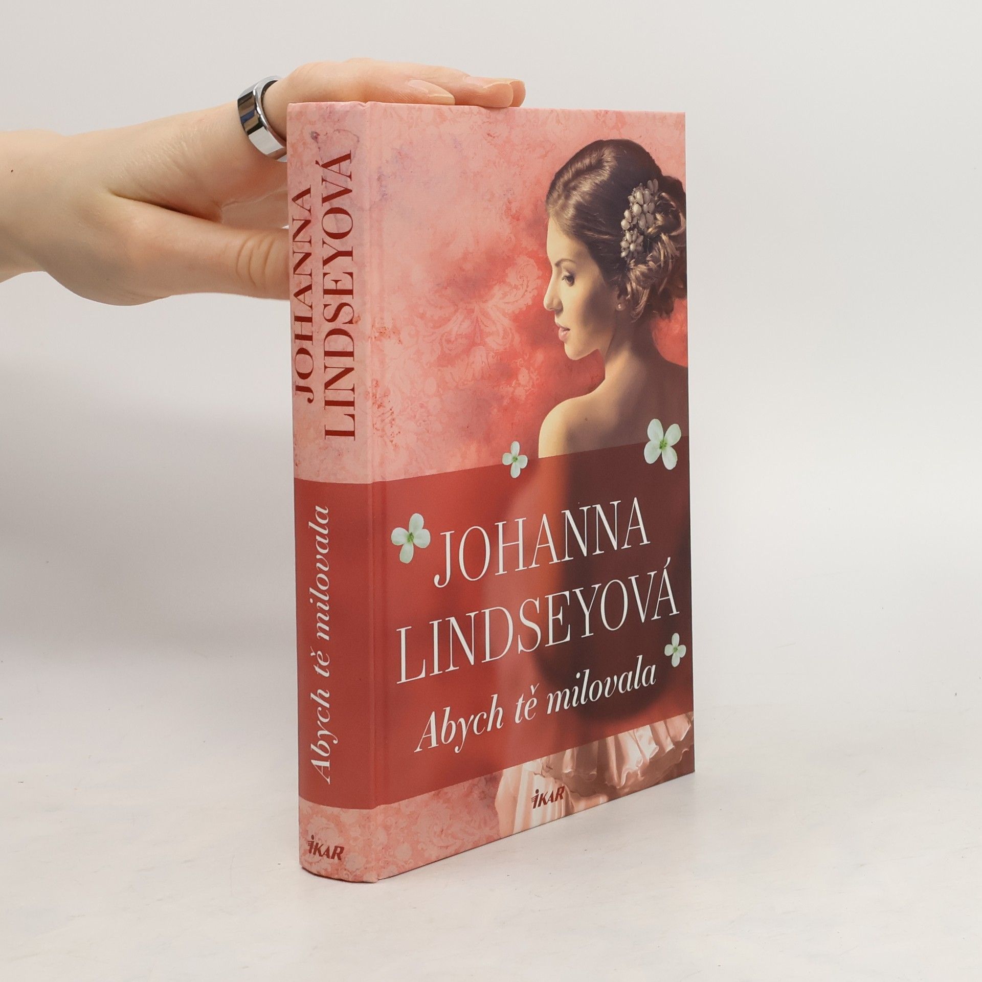 Johana Lindseyová Abych tě milovala
