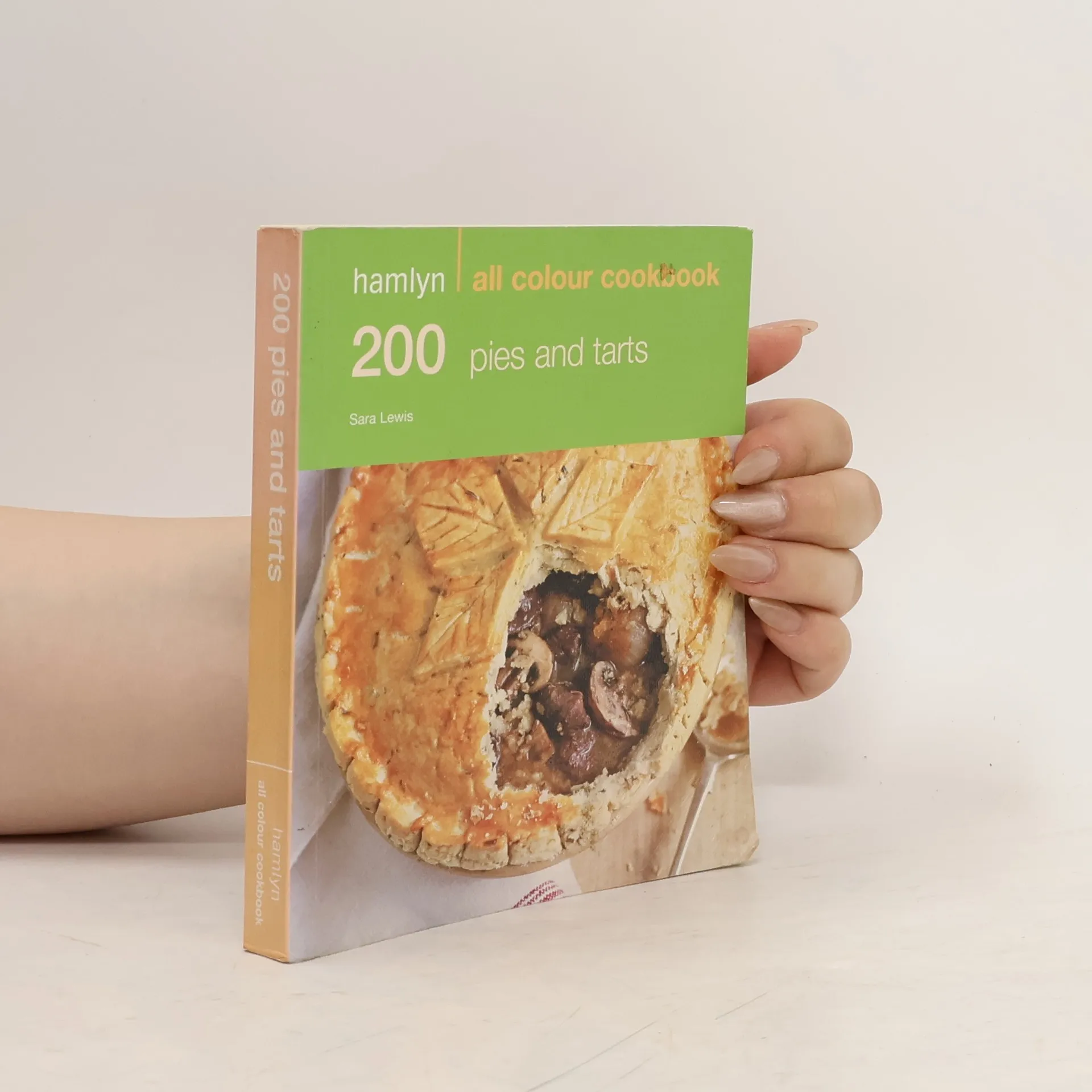 Hamlyn All Colour Cookbook. 200 Pies and Tarts | Book | Sara Lewis | EN