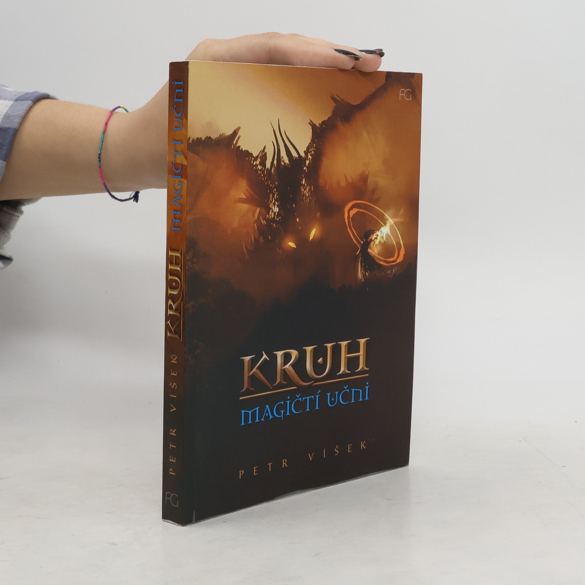 Petr Víšek Kruh. Magičtí učni