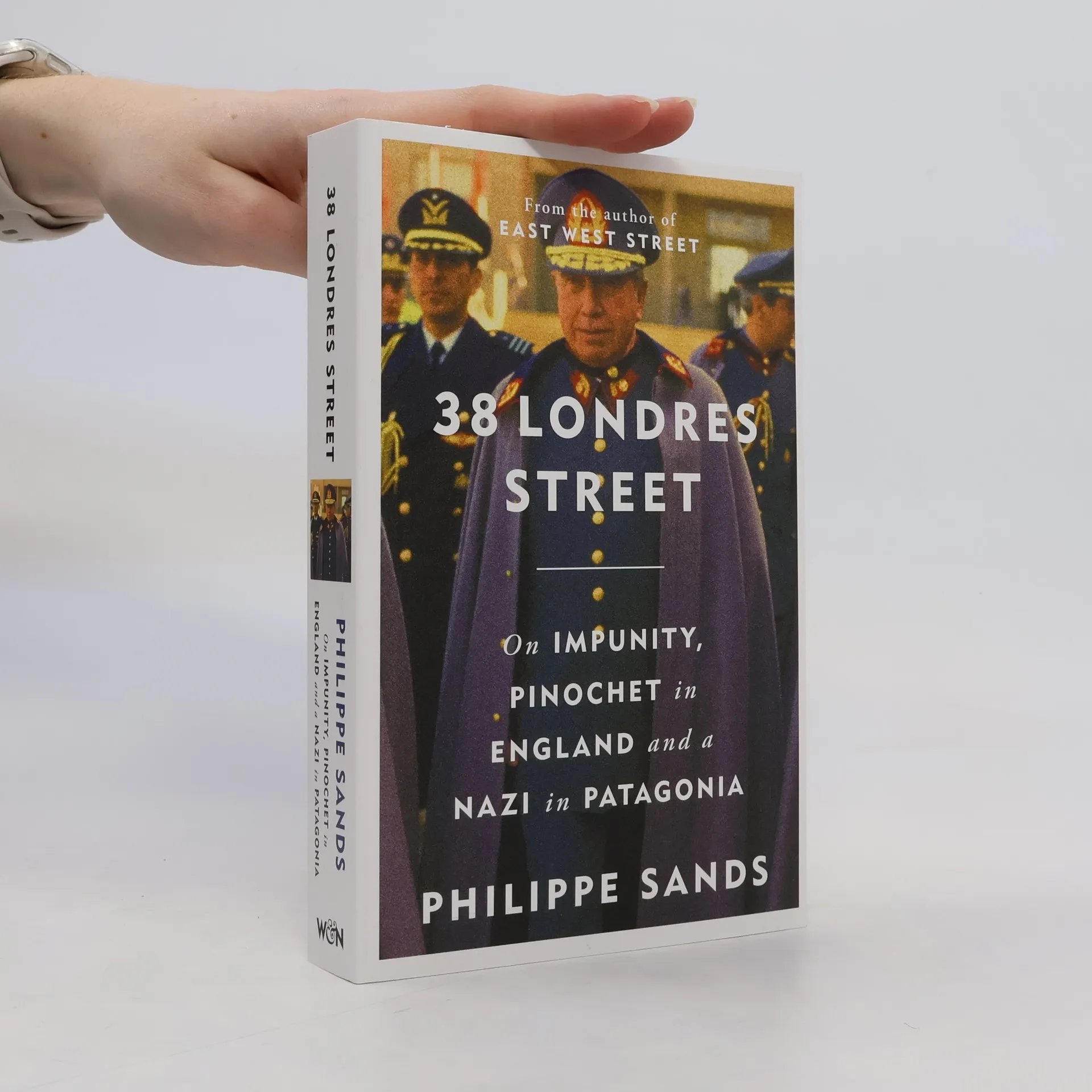 38 Londres Street | Book | Paperback | Philippe Sands | EN