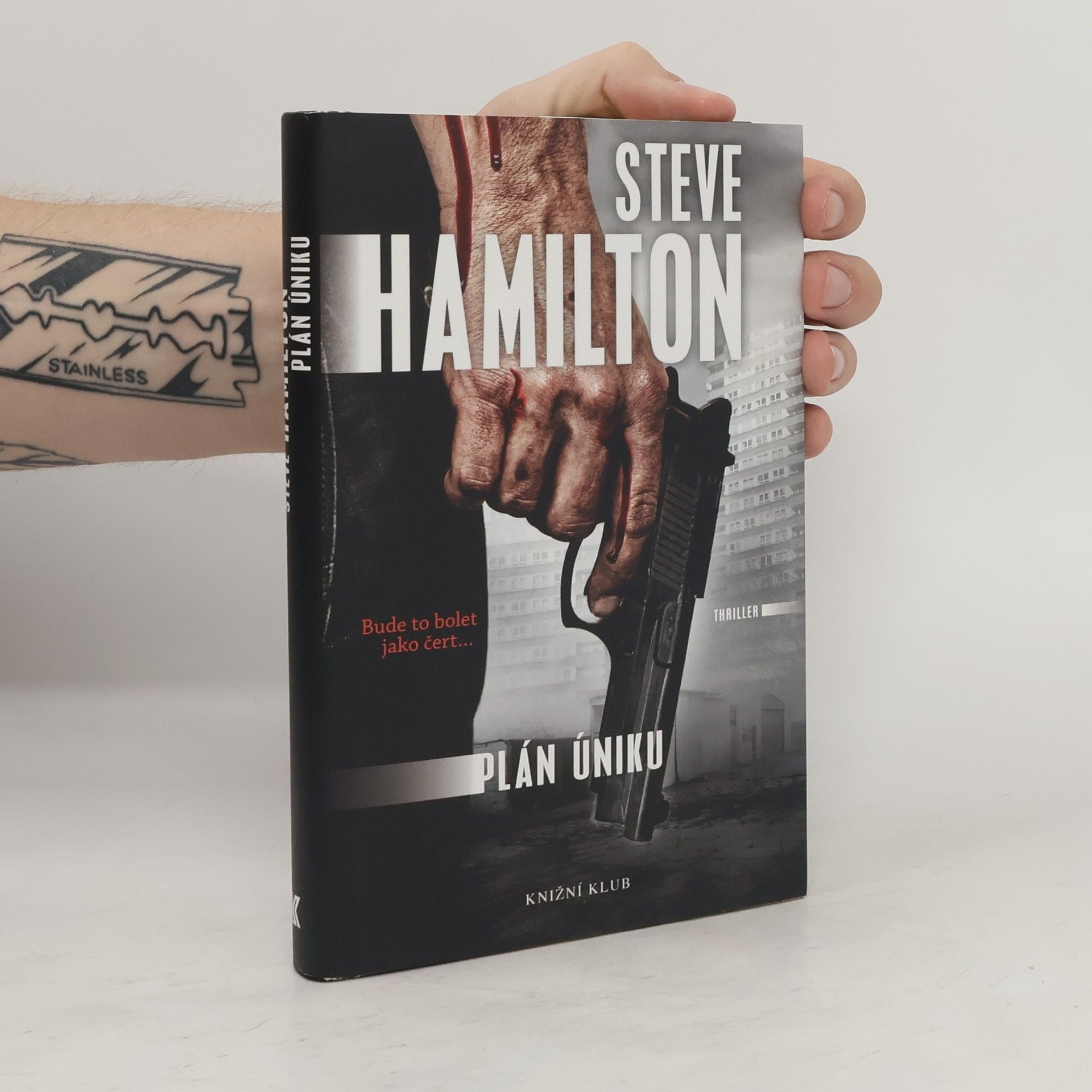 Steve Hamilton Plán úniku