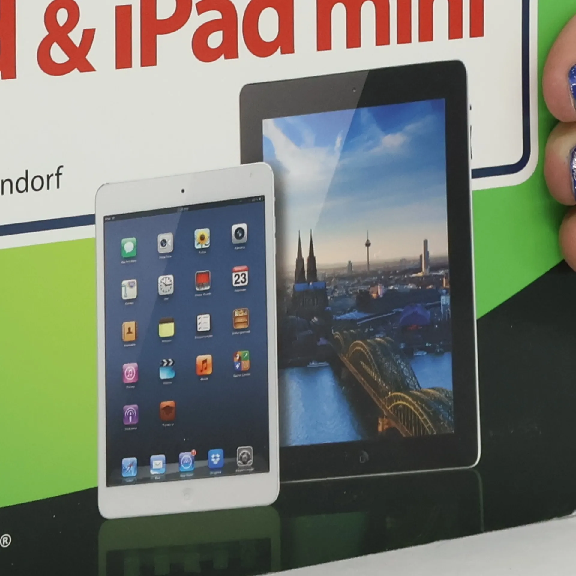 Das Buch zum neuen iPad & iPad mini | Kniha | Susanne Möllendorf | DE