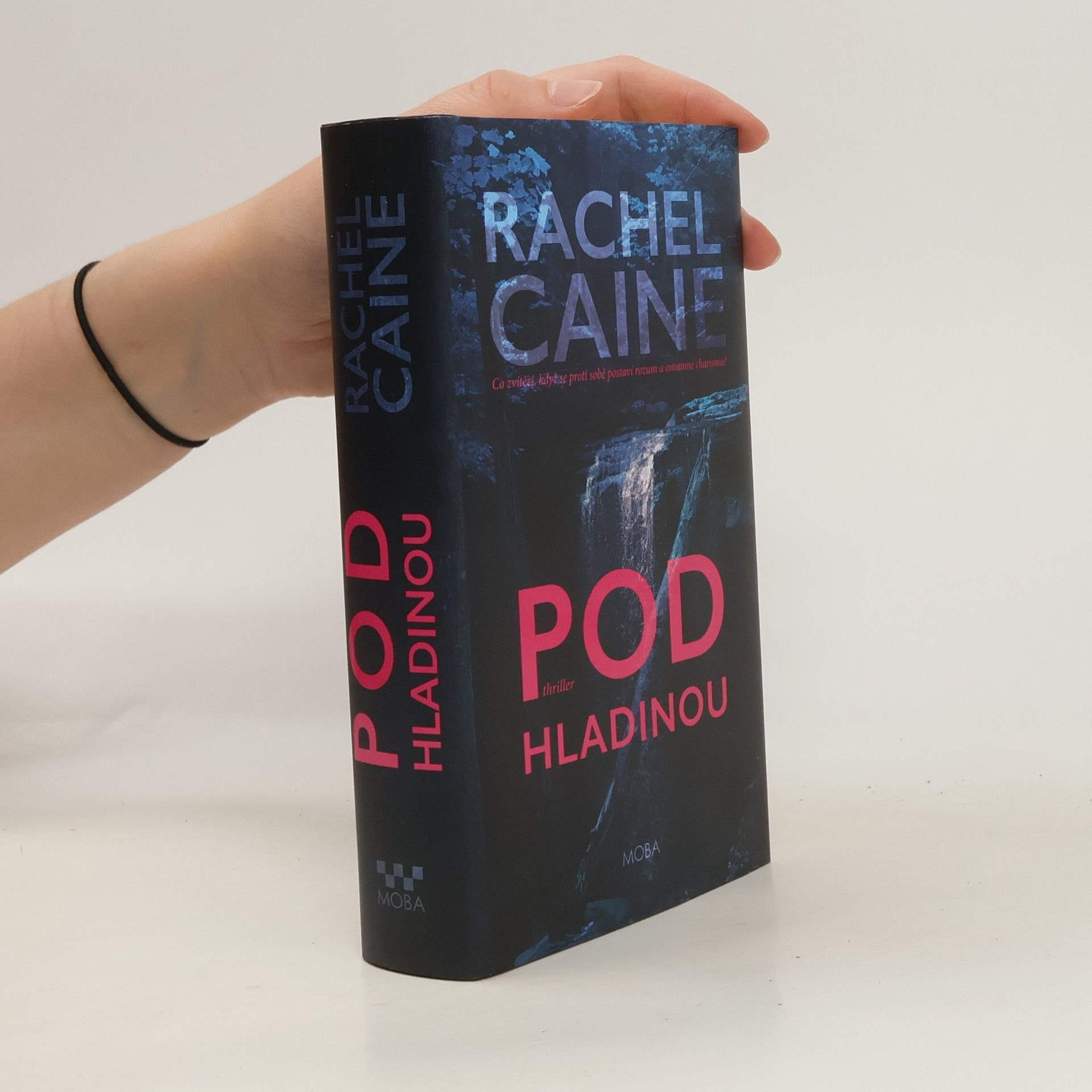Rachel Caine Pod hladinou