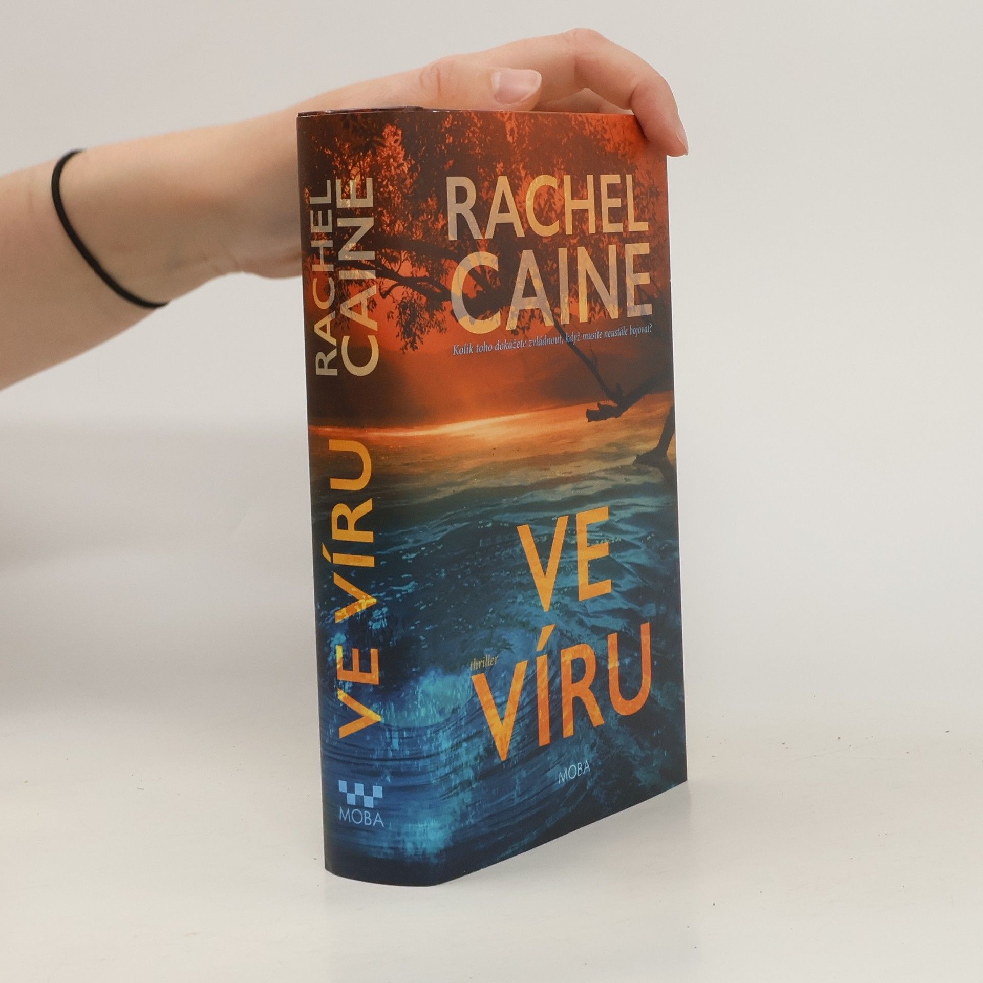 Rachel Caine Ve víru
