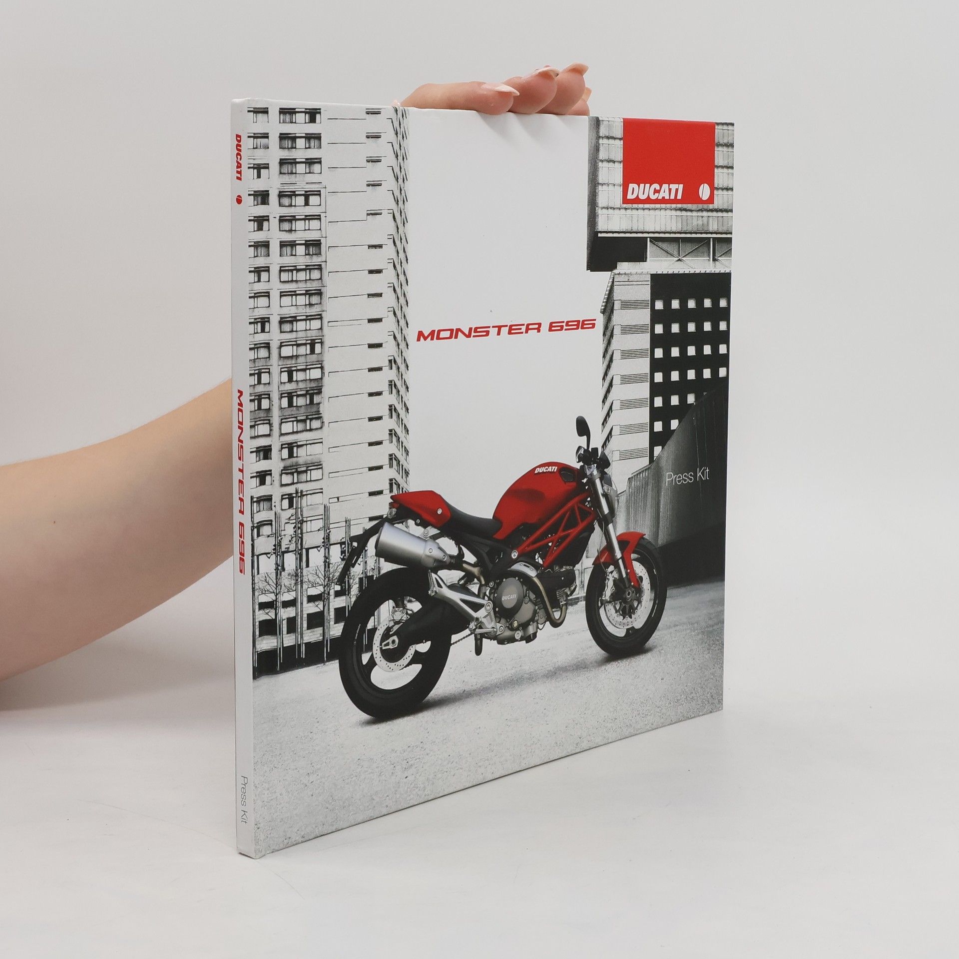 Ian Falloon The Ducati Monster Bible