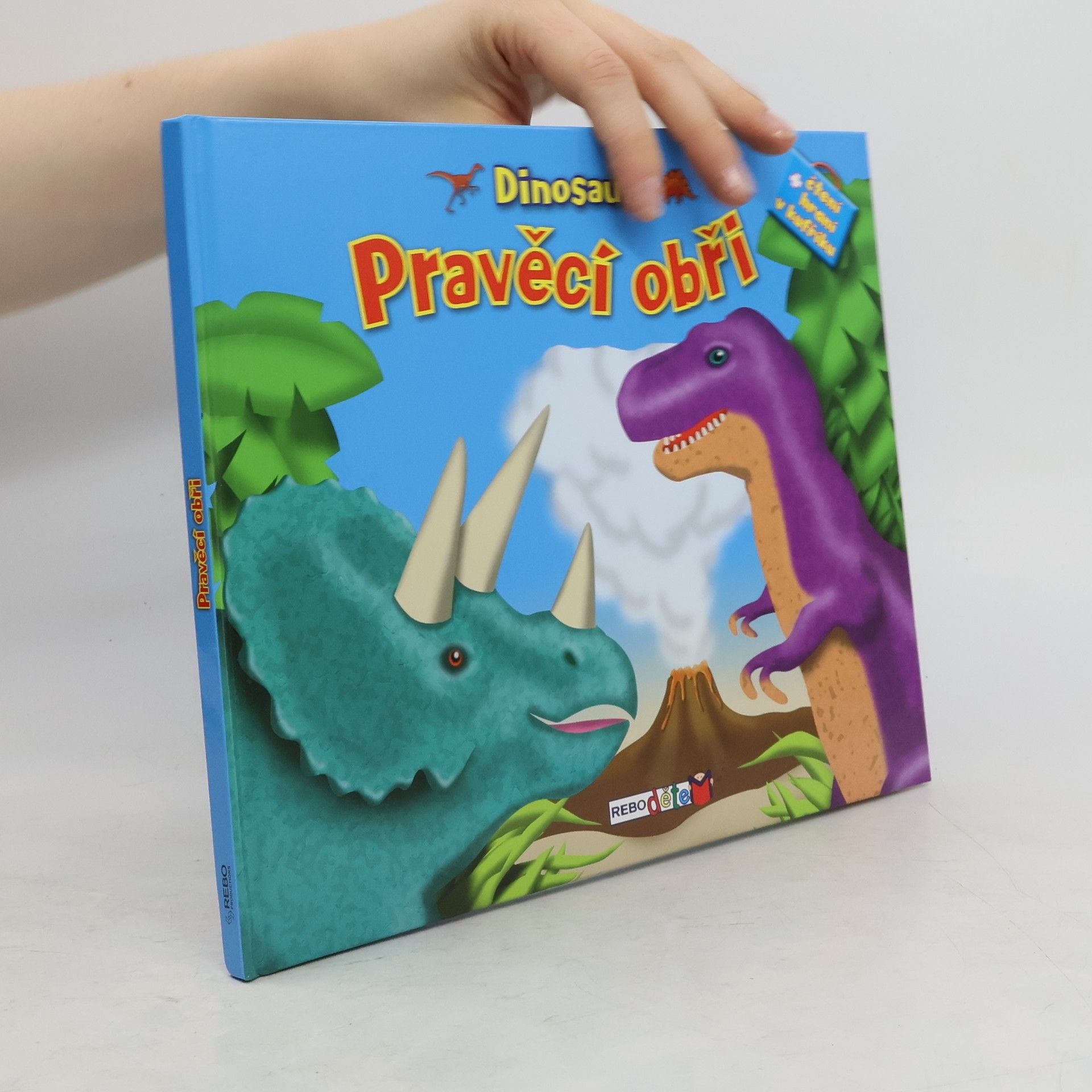 Barry Hall Pravěcí obři