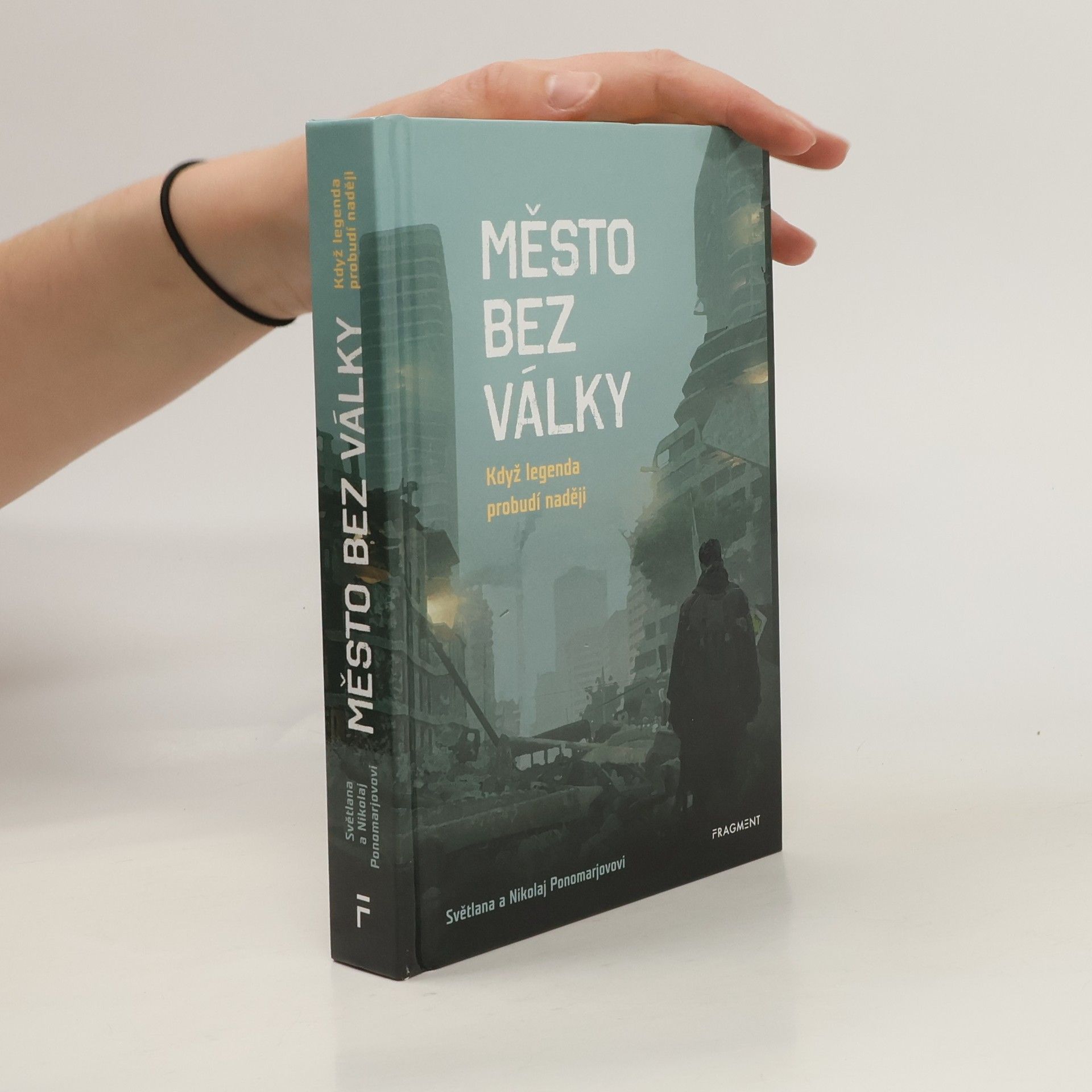 Svetlana Ponomareva Město bez války
