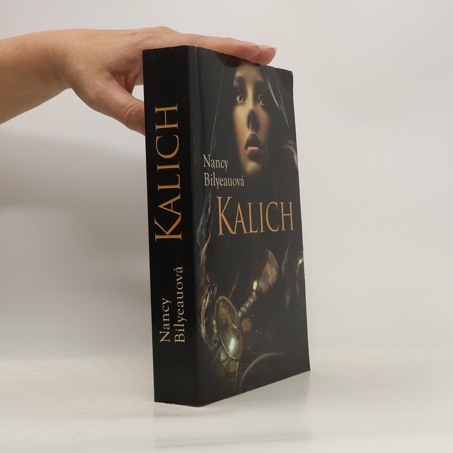 Nancy Bilyeau Kalich