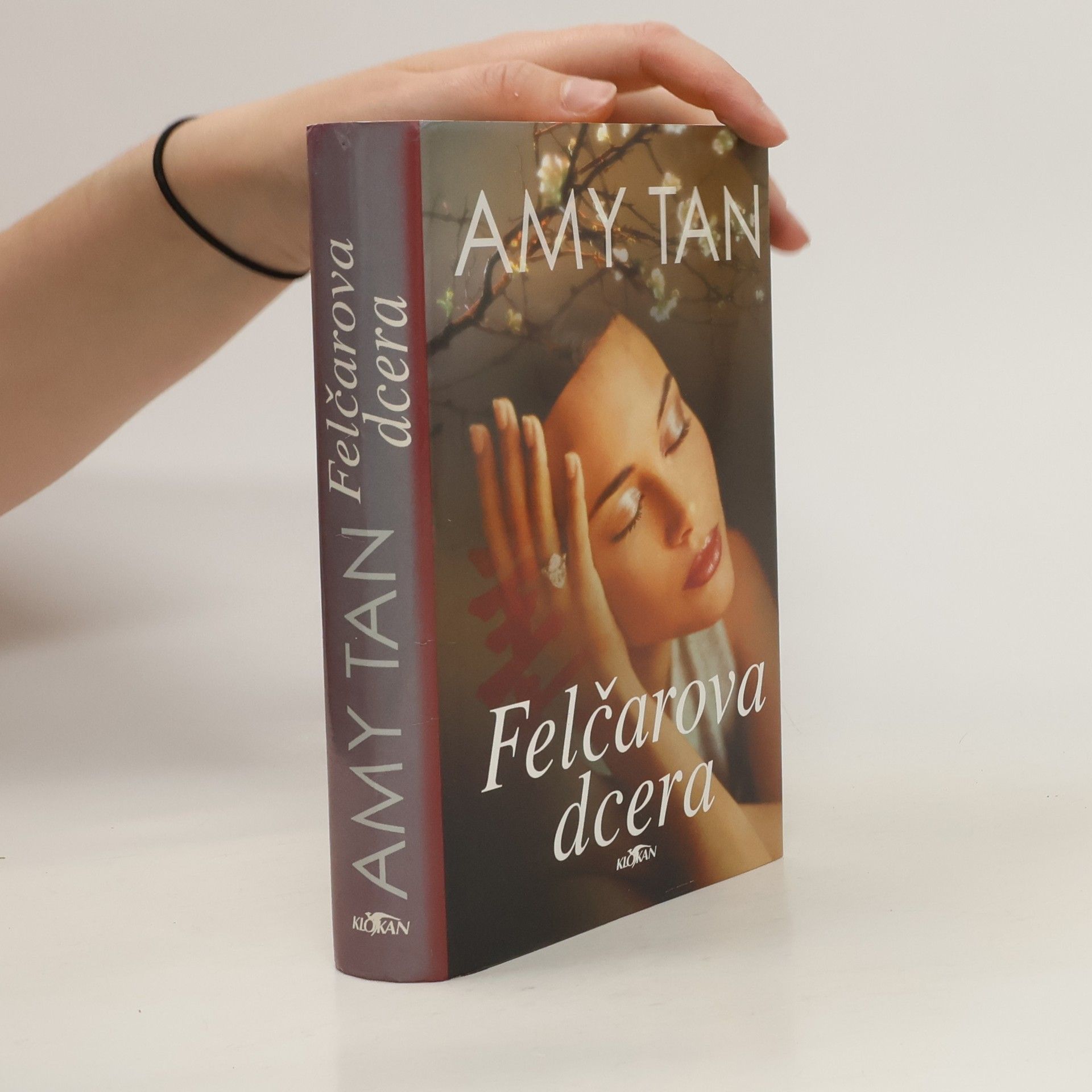 Amy Tan Felčarova dcera