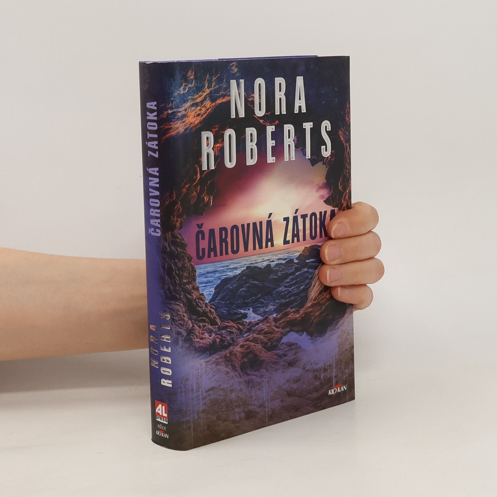 Nora Roberts Čarovná zátoka