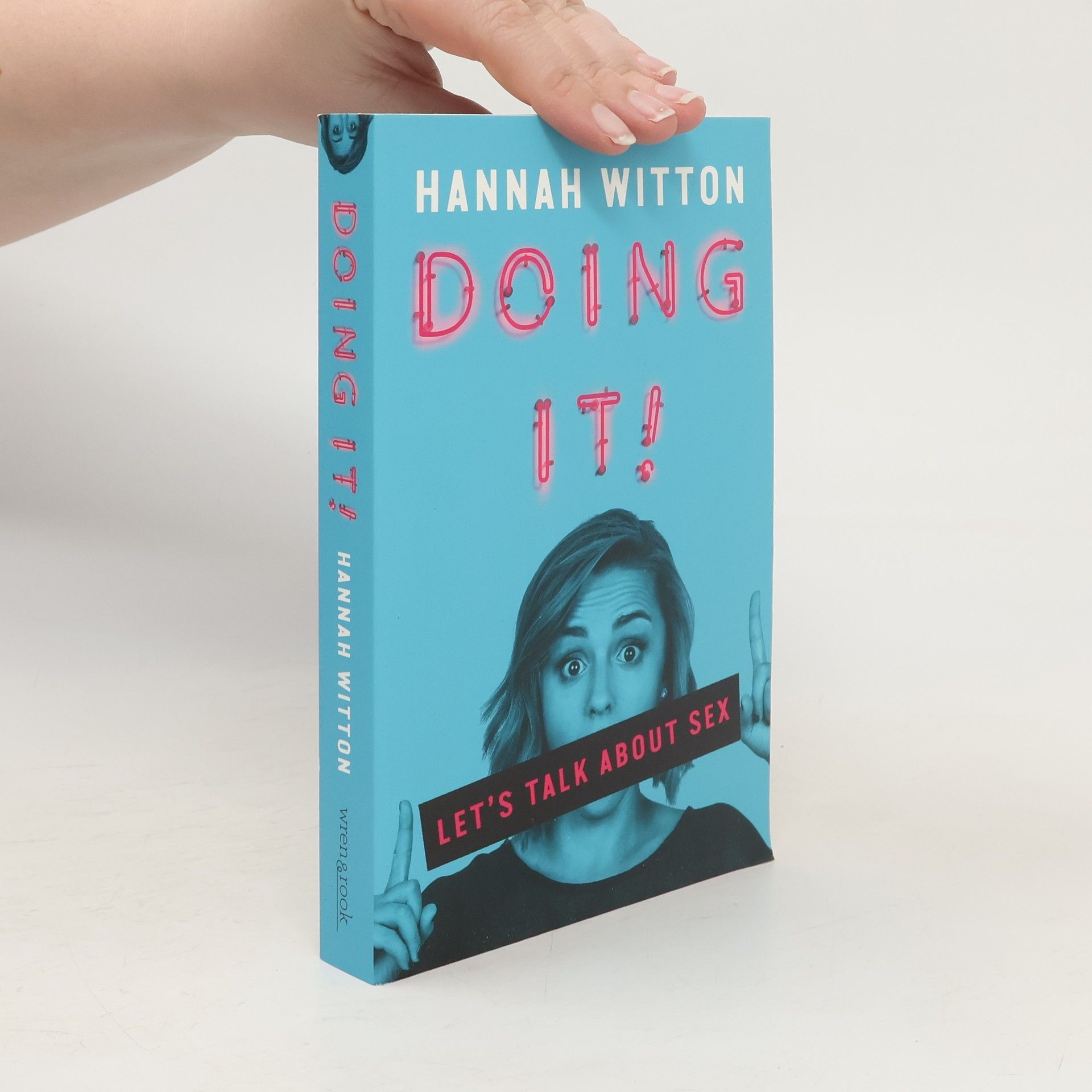 Hannah Witton Doing It