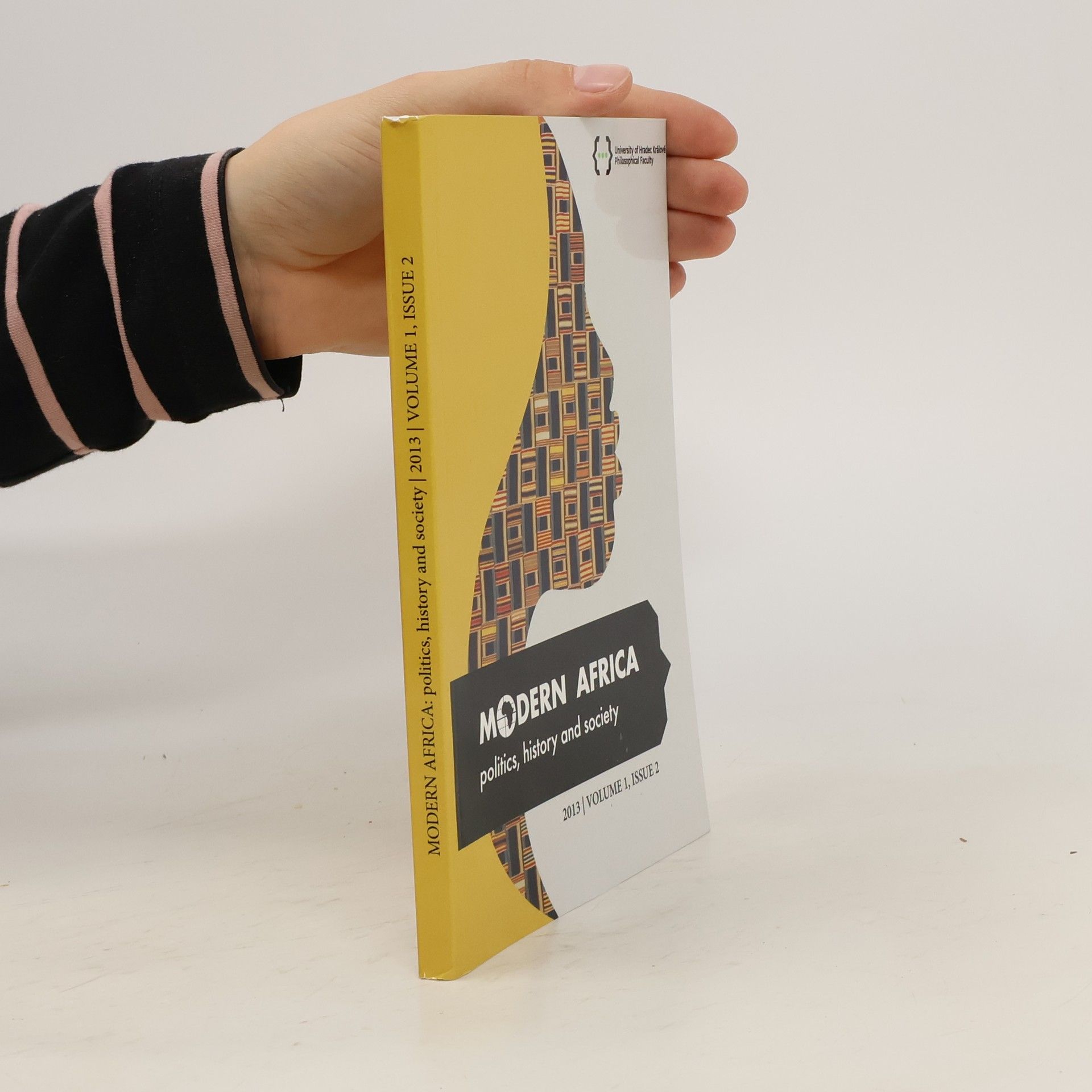 AA.VV. Modern Africa 2013. 1/2
