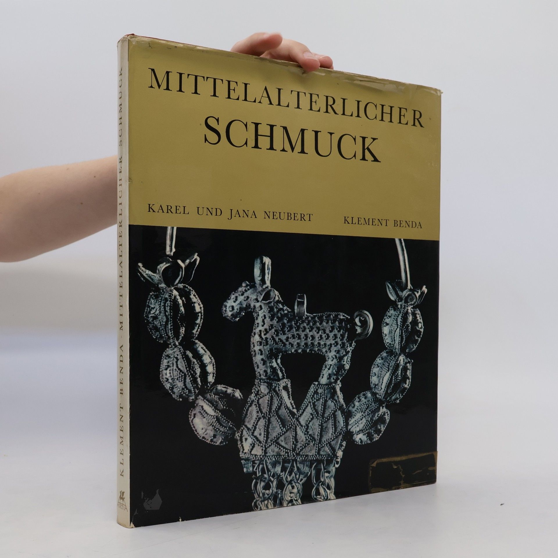Klement Benda Mittelalterlicher schmuck