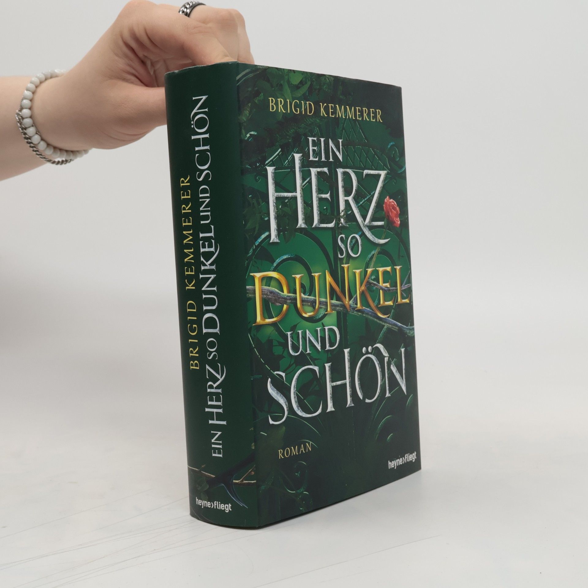 Brigid Kemmerer Ein Herz so dunkel und schön