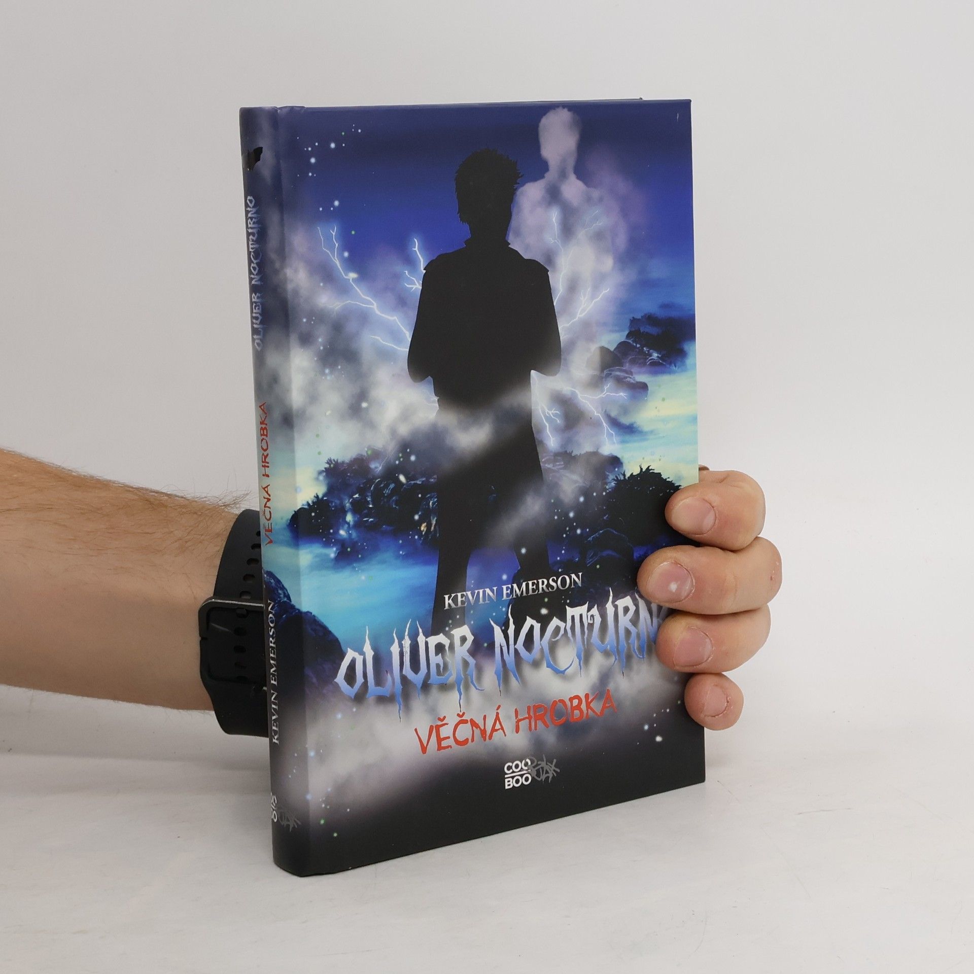 Kevin Emerson Oliver Nocturno. Věčná hrobka