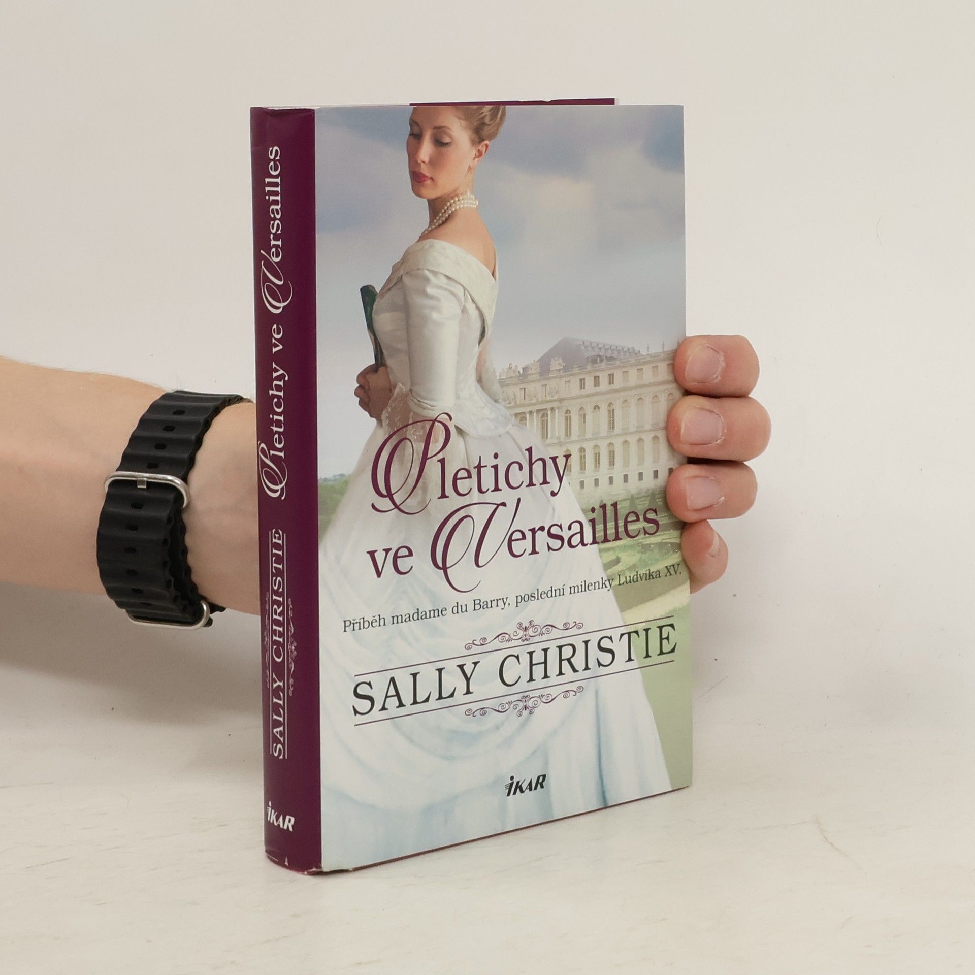 Sally Christie Pletichy ve Versailles