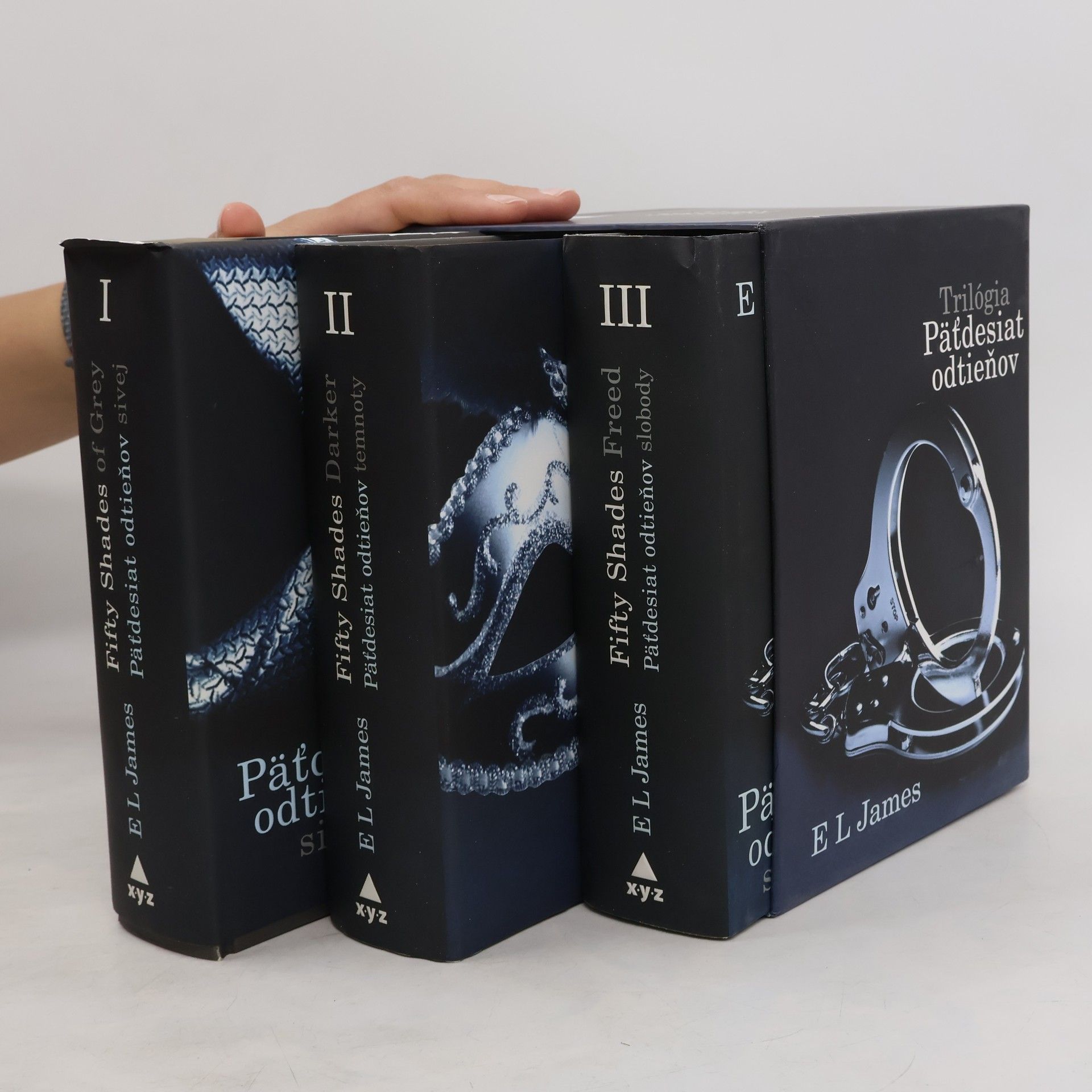 E. L. James Fifty Shades Trilógia 1-3