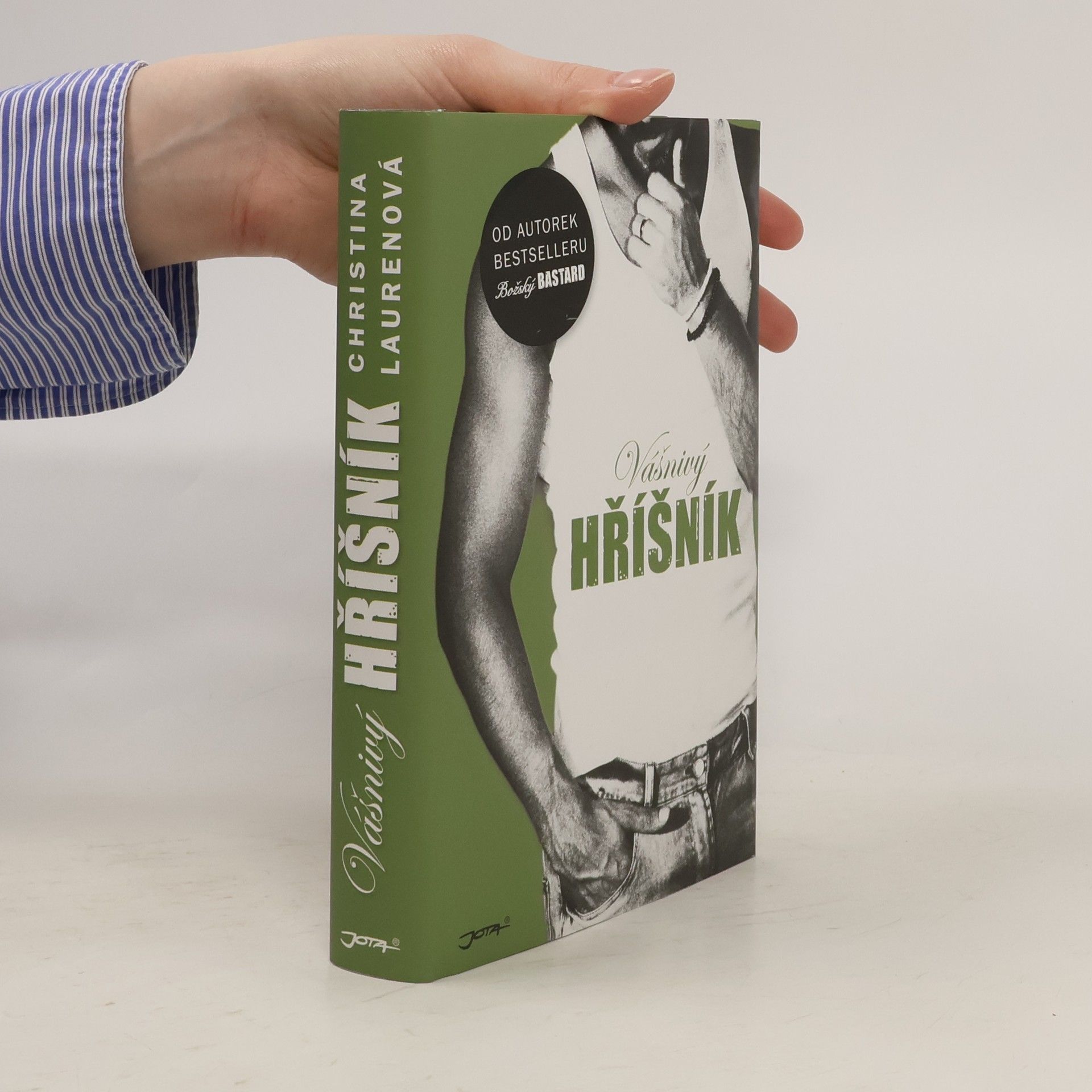 Christina Lauren Vášnivý hříšník