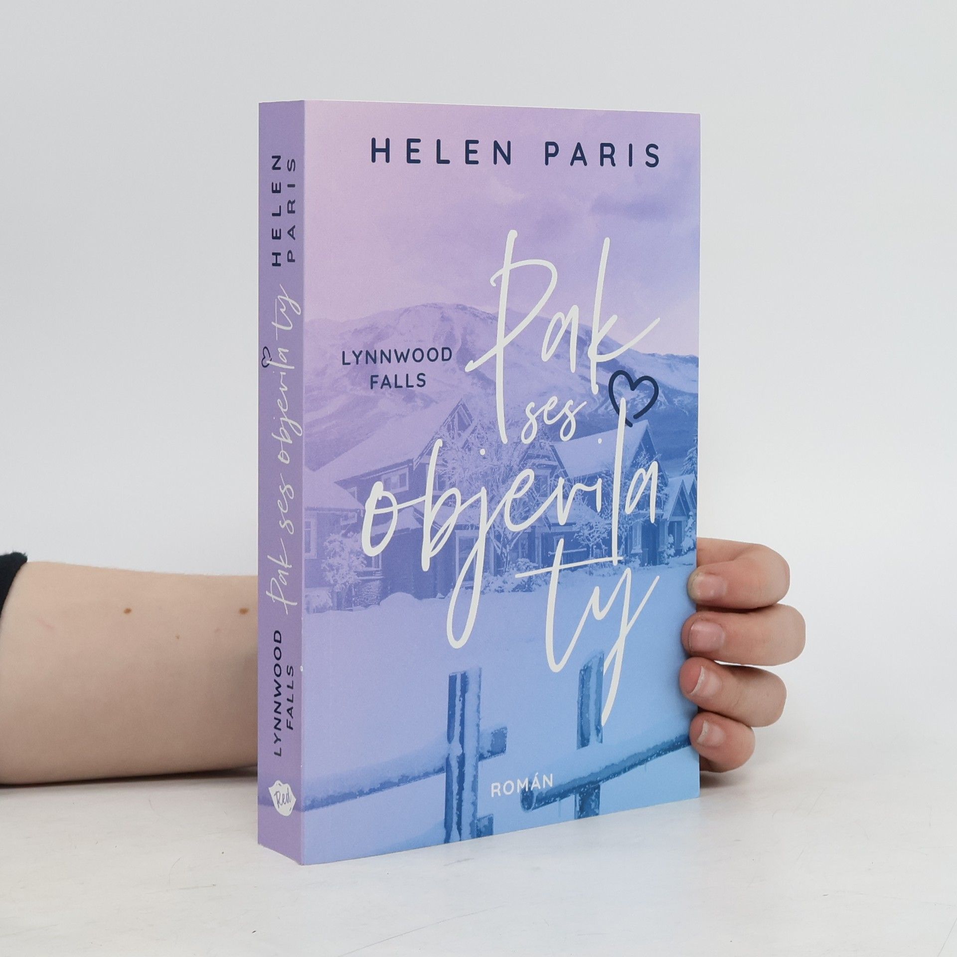 Helen Paris Pak ses objevila ty
