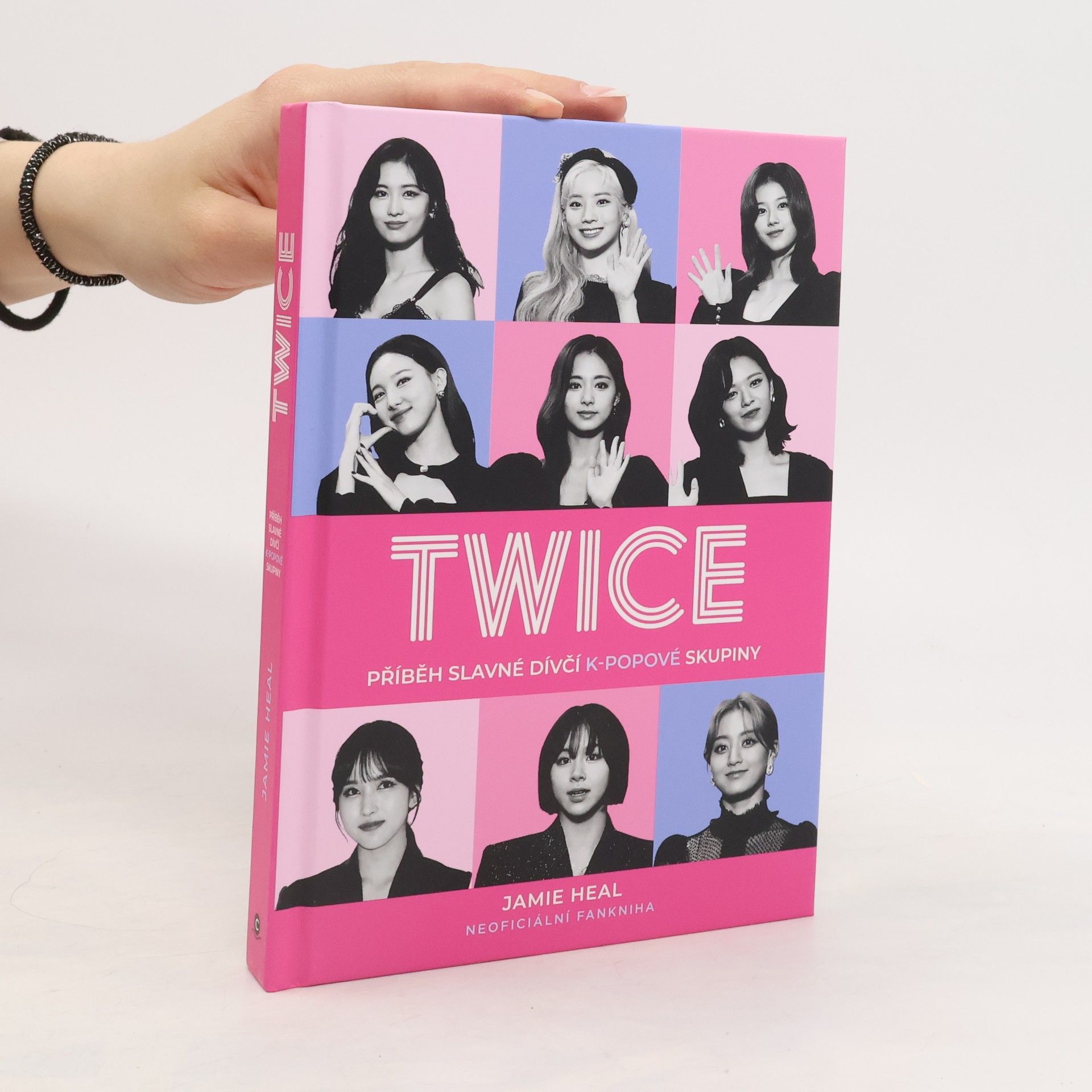 Jamie Heal Twice. Příběh slavné dívčí k-popové skupiny