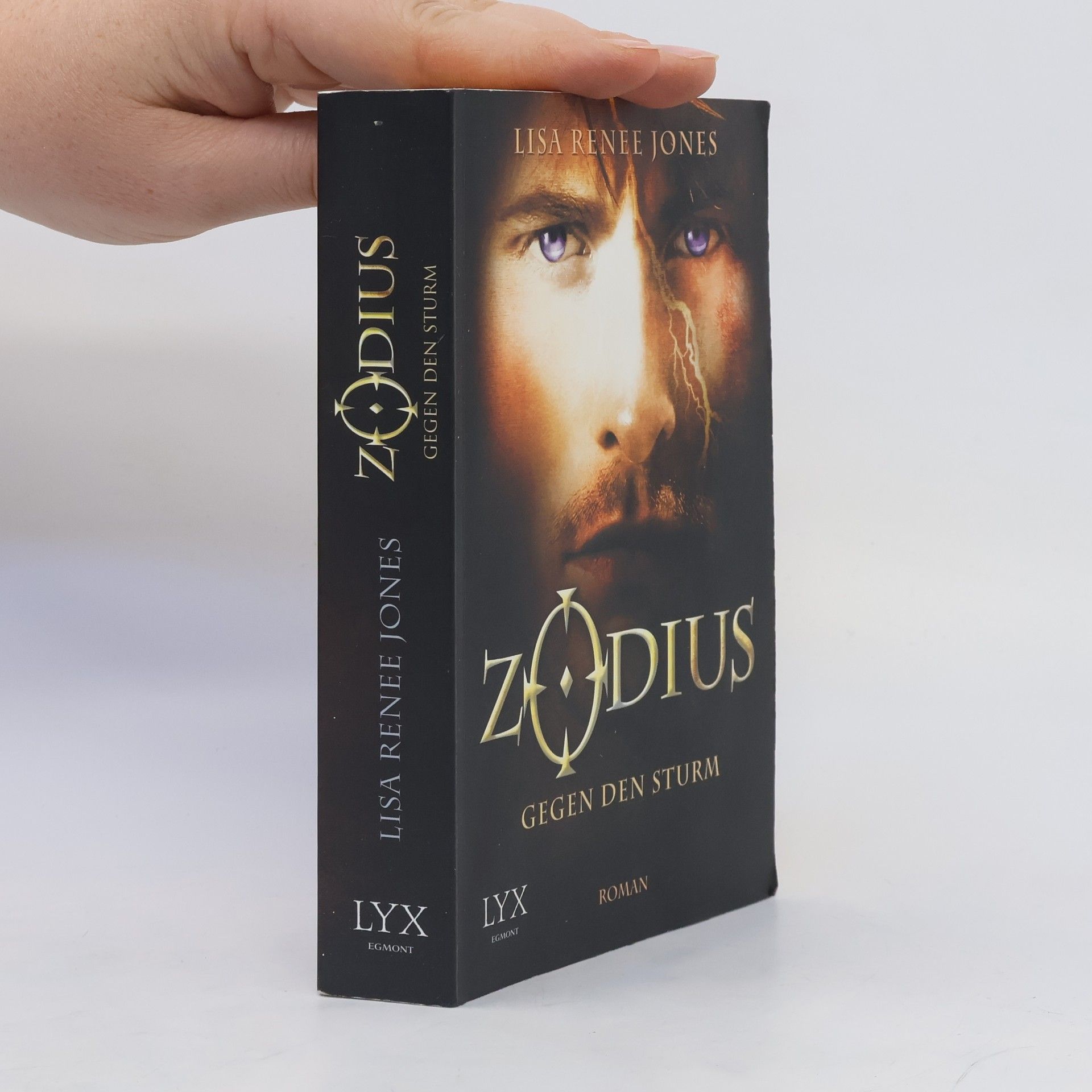 Lisa Renee Jones Zodius 2