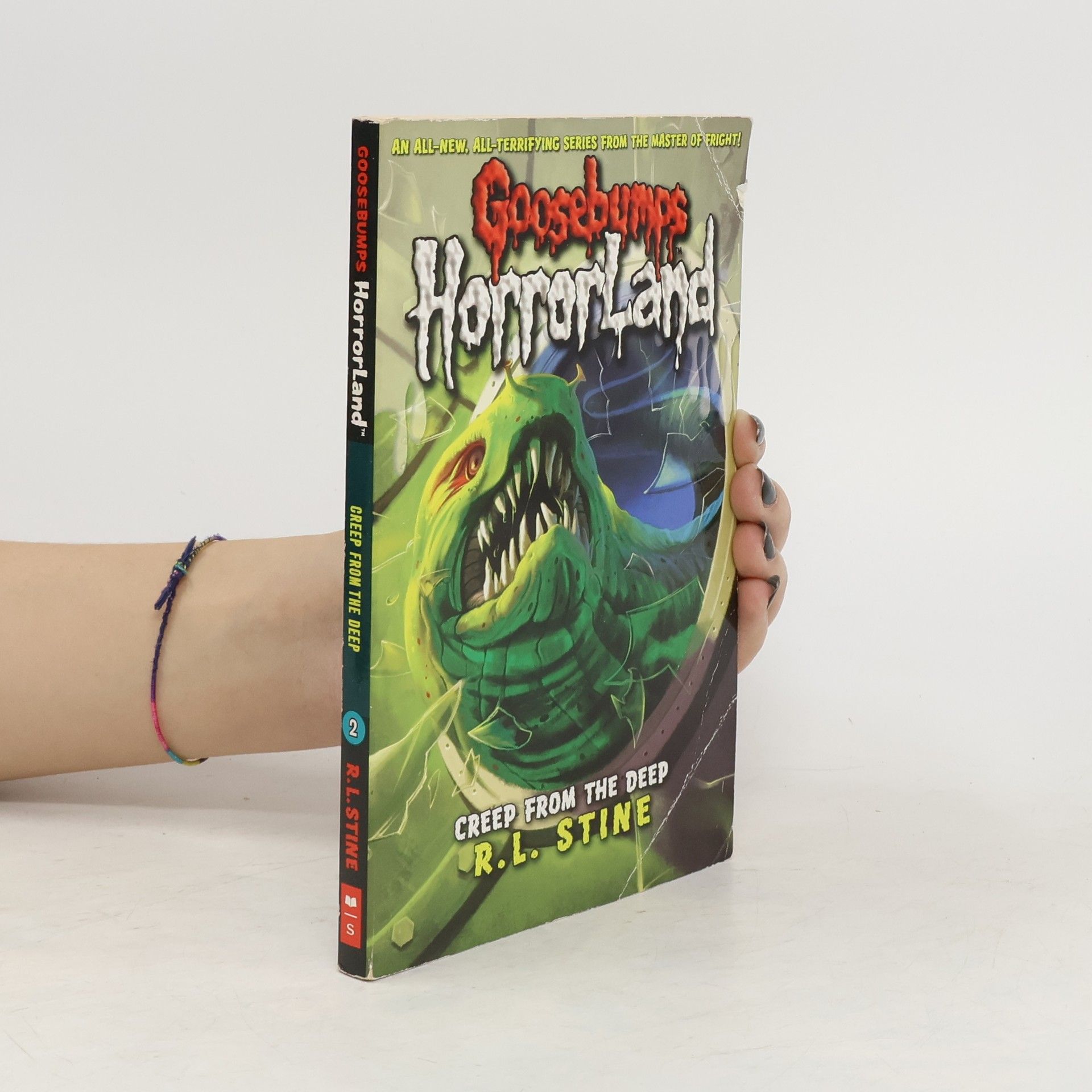R. L. Stine Creep from the Deep