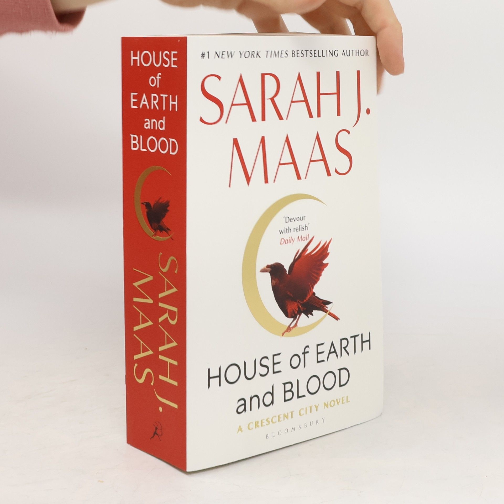 Sarah J. Maas House of Earth and Blood